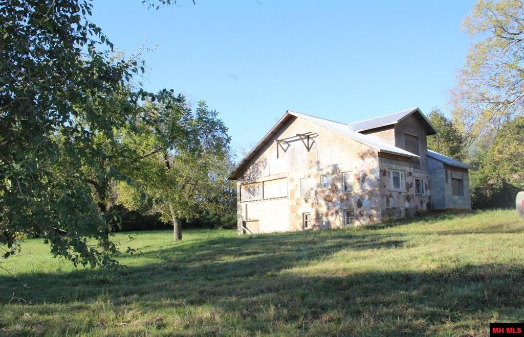 315 W 4TH STREET Yellville, AR