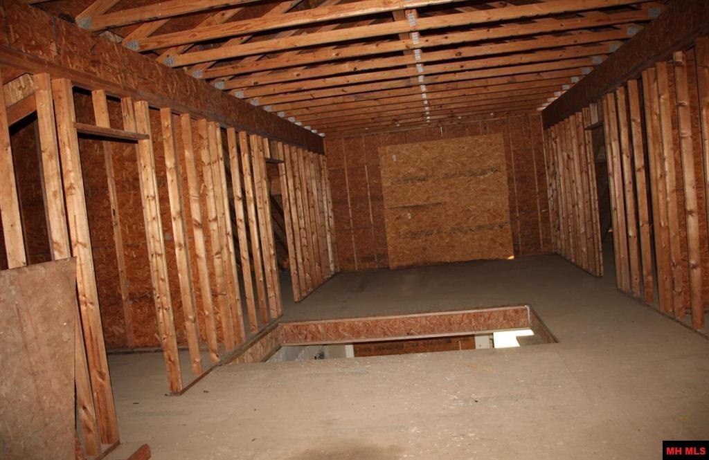 315 W 4TH STREET Yellville, AR