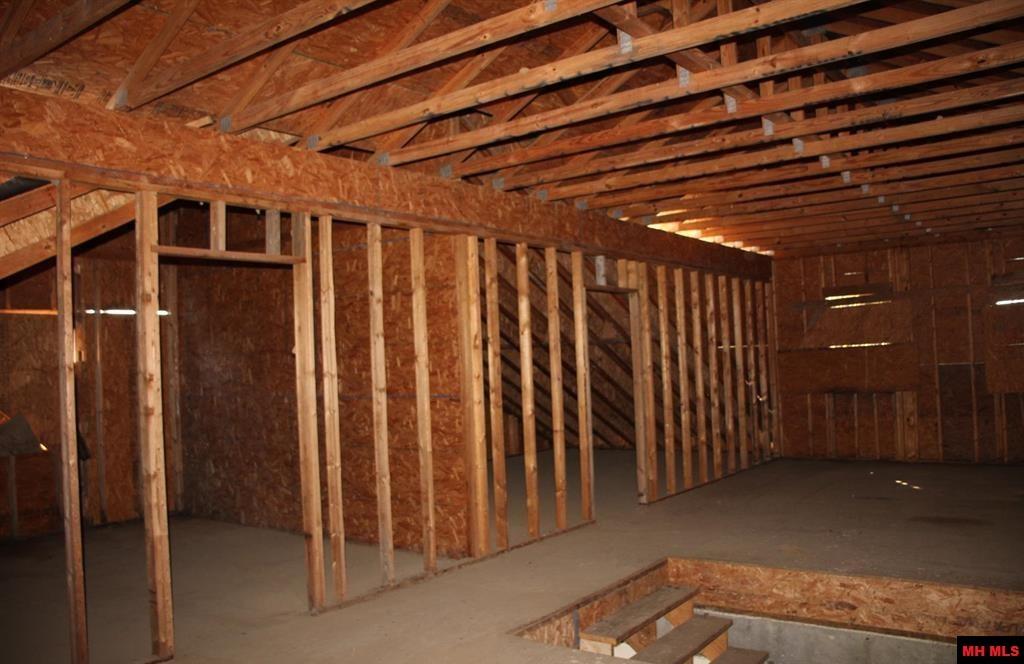 315 W 4TH STREET Yellville, AR