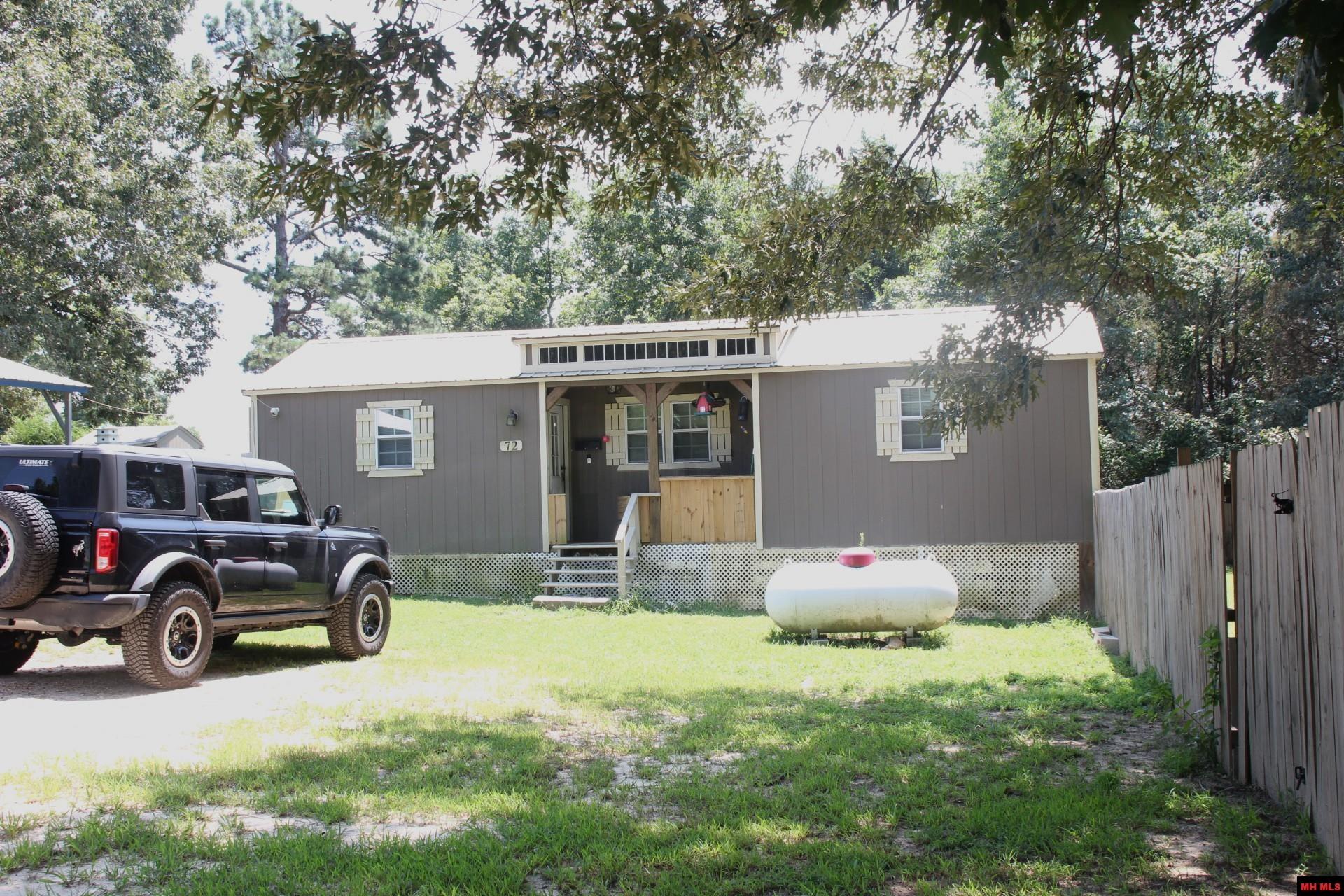 72 ASHWOOD LANE Yellville, AR