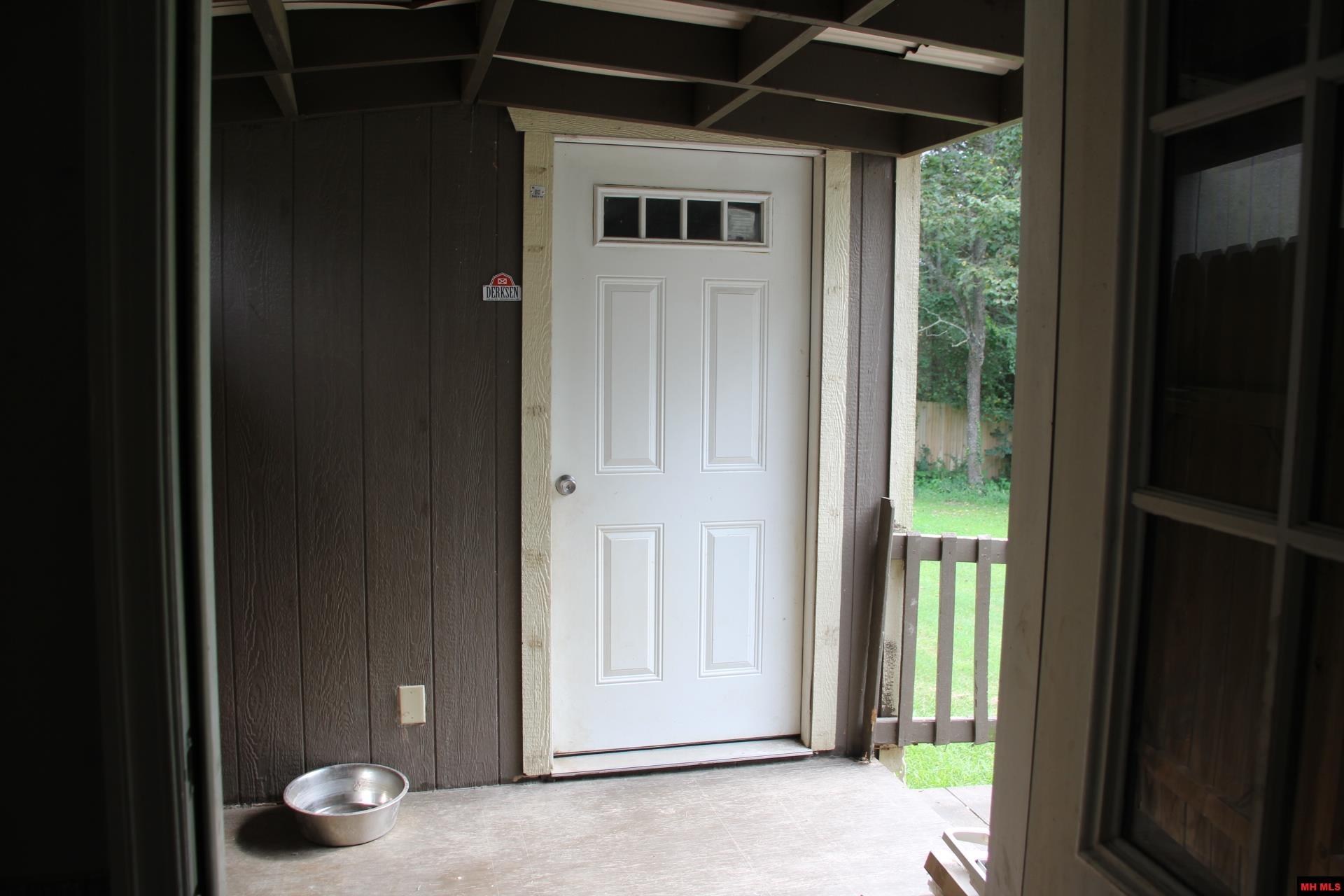 72 ASHWOOD LANE Yellville, AR