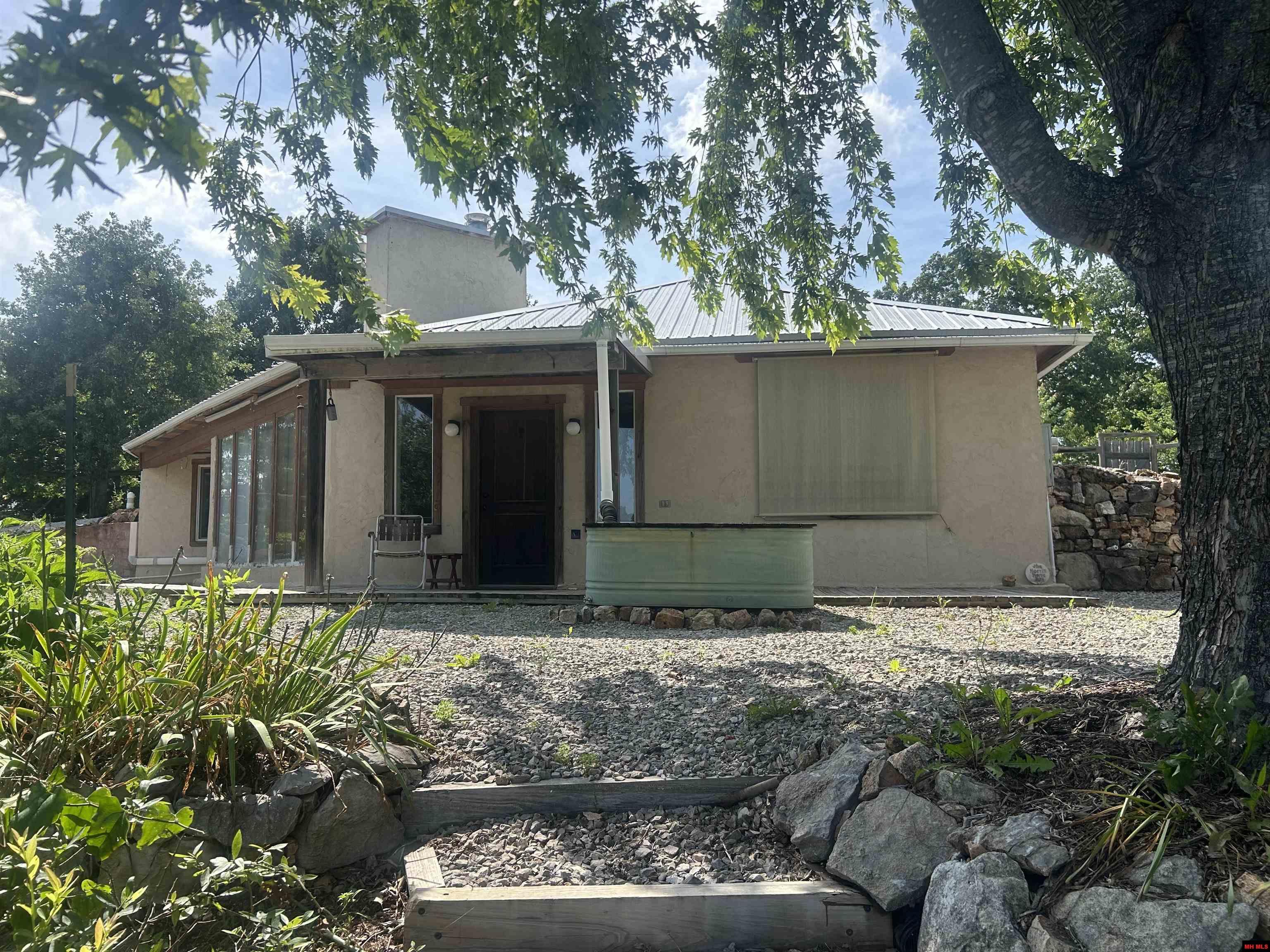 4 MC 8054 Yellville, AR 72687