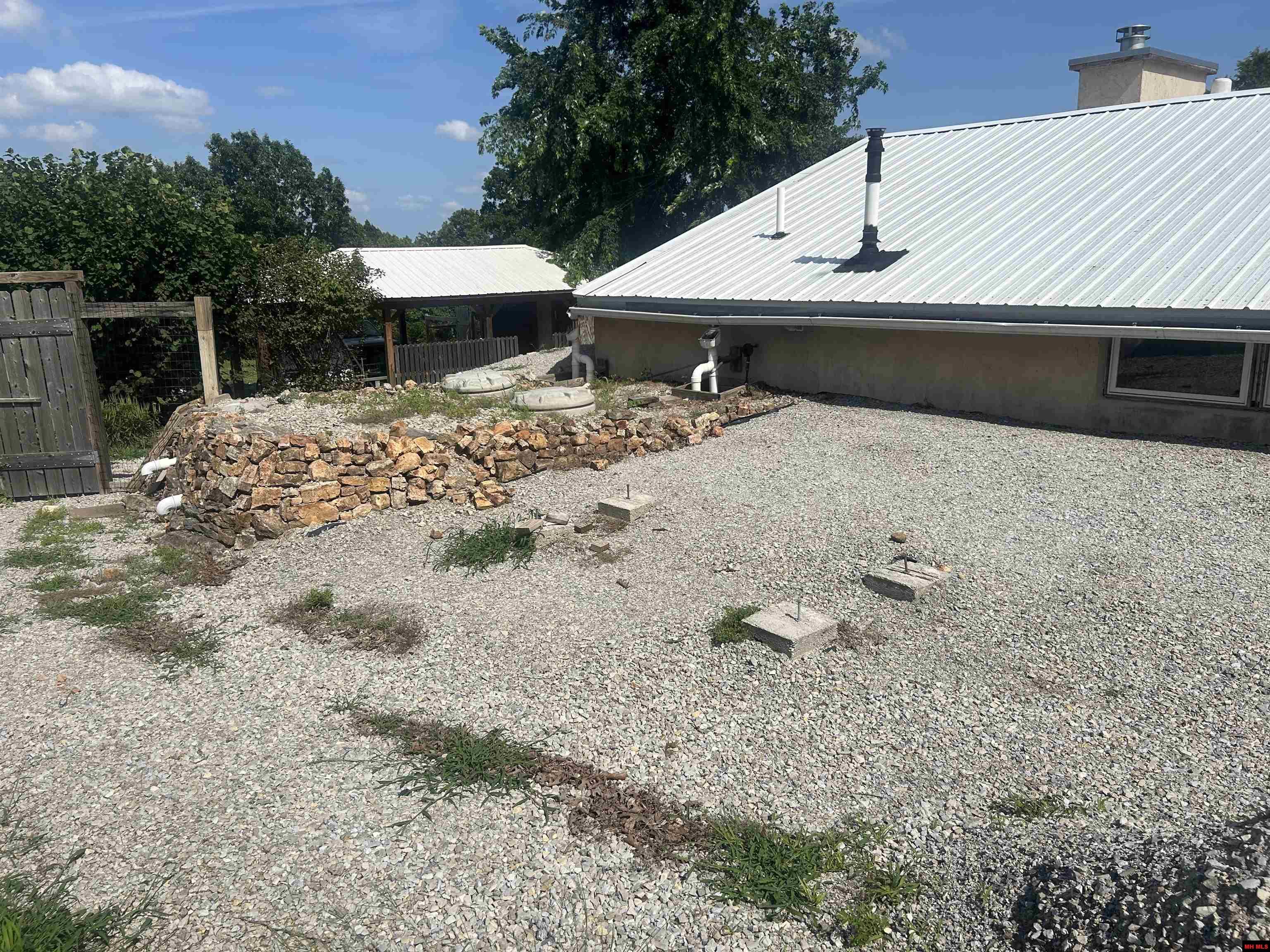 4 MC 8054 Yellville, AR 72687