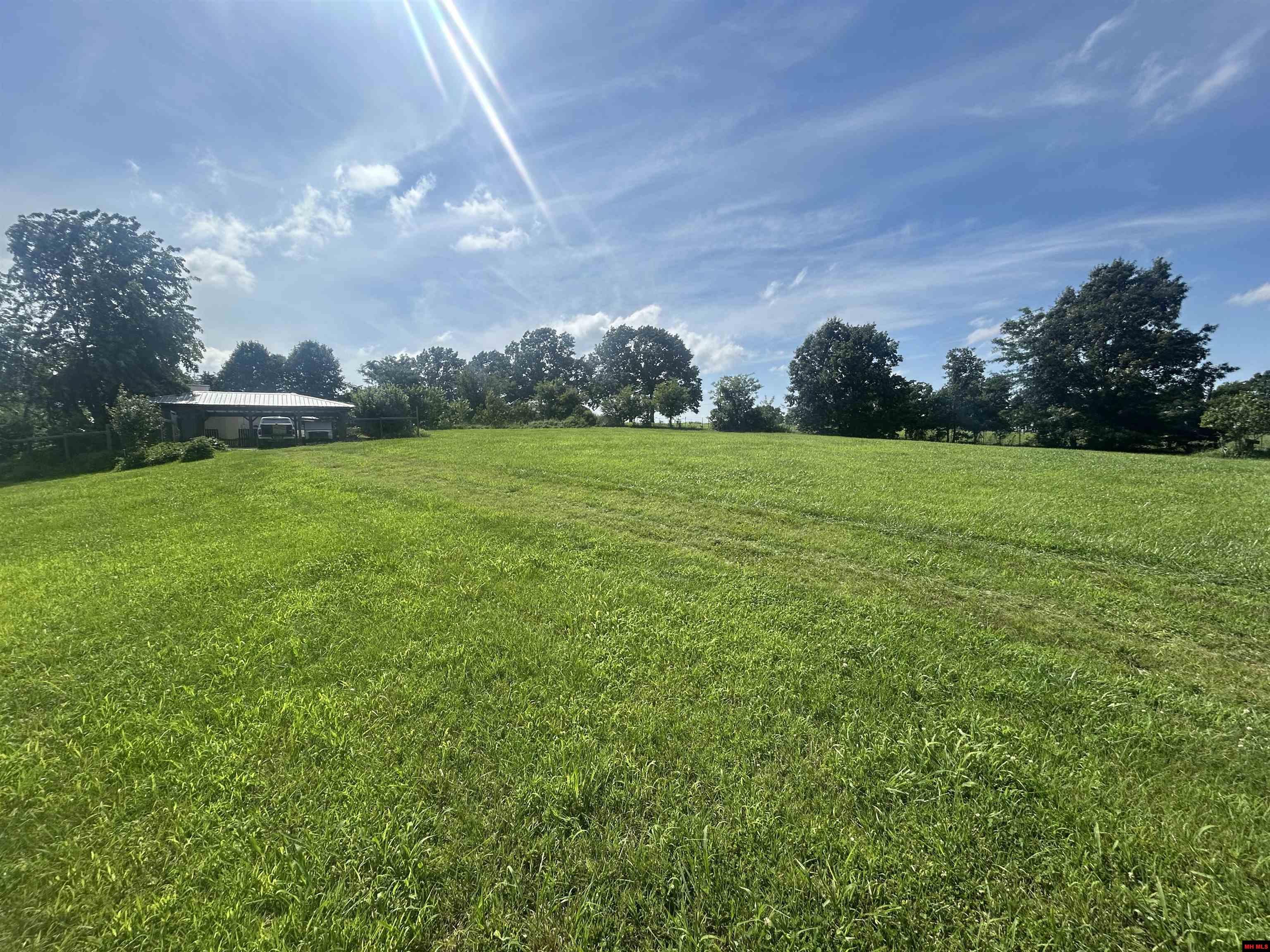 4 MC 8054 Yellville, AR 72687