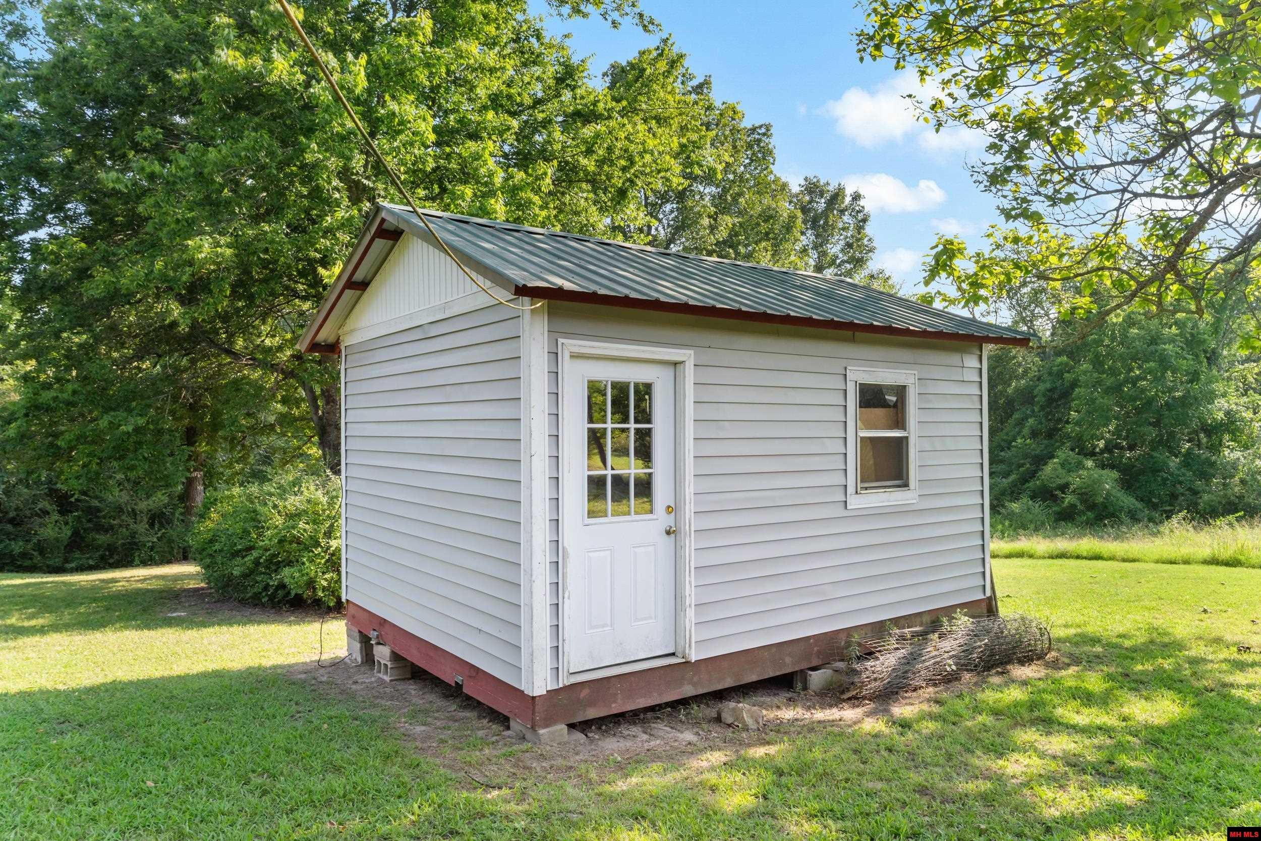 19 CAMPGROUND ROAD Oxford, AR