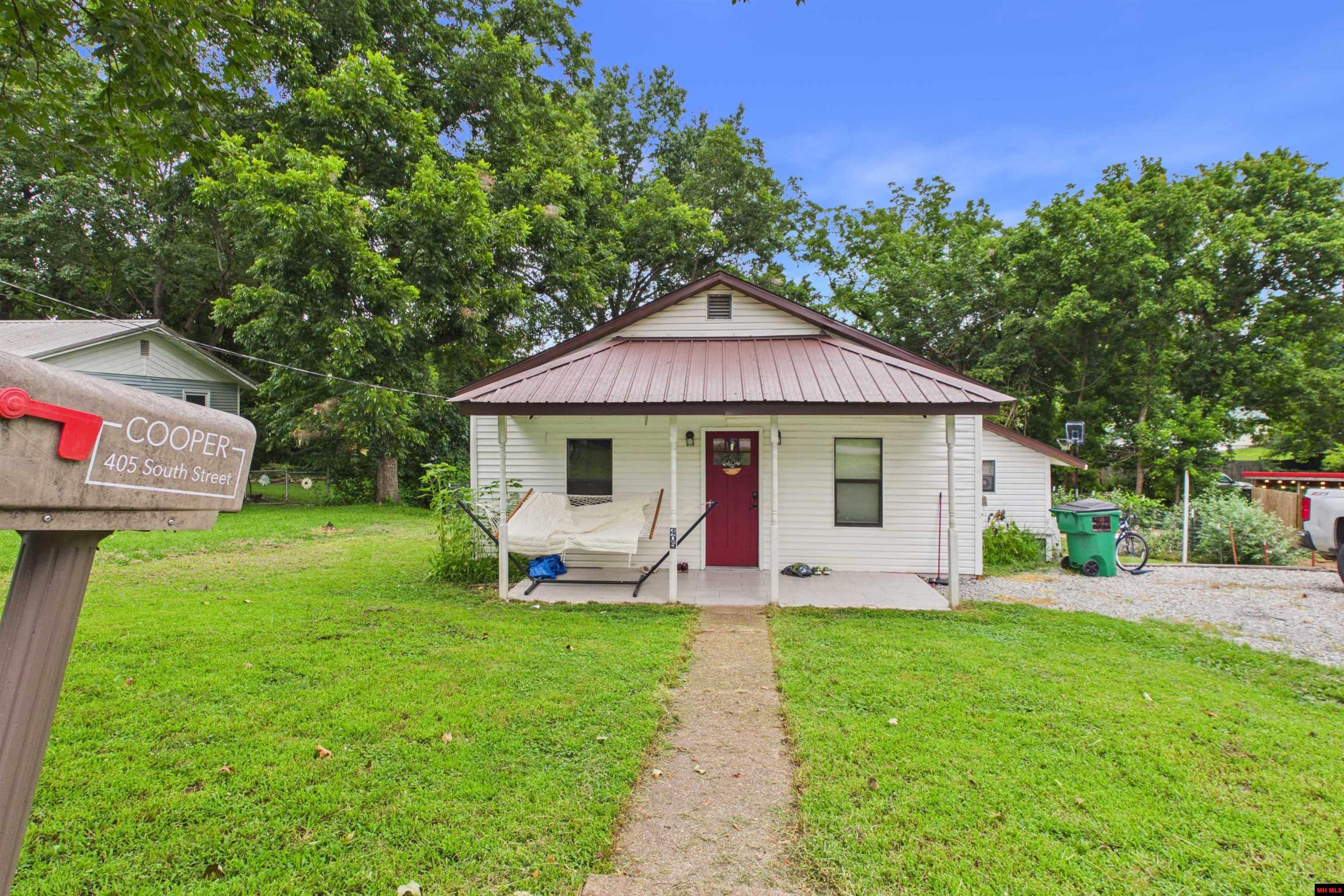 405 SOUTH STREET Flippin, AR