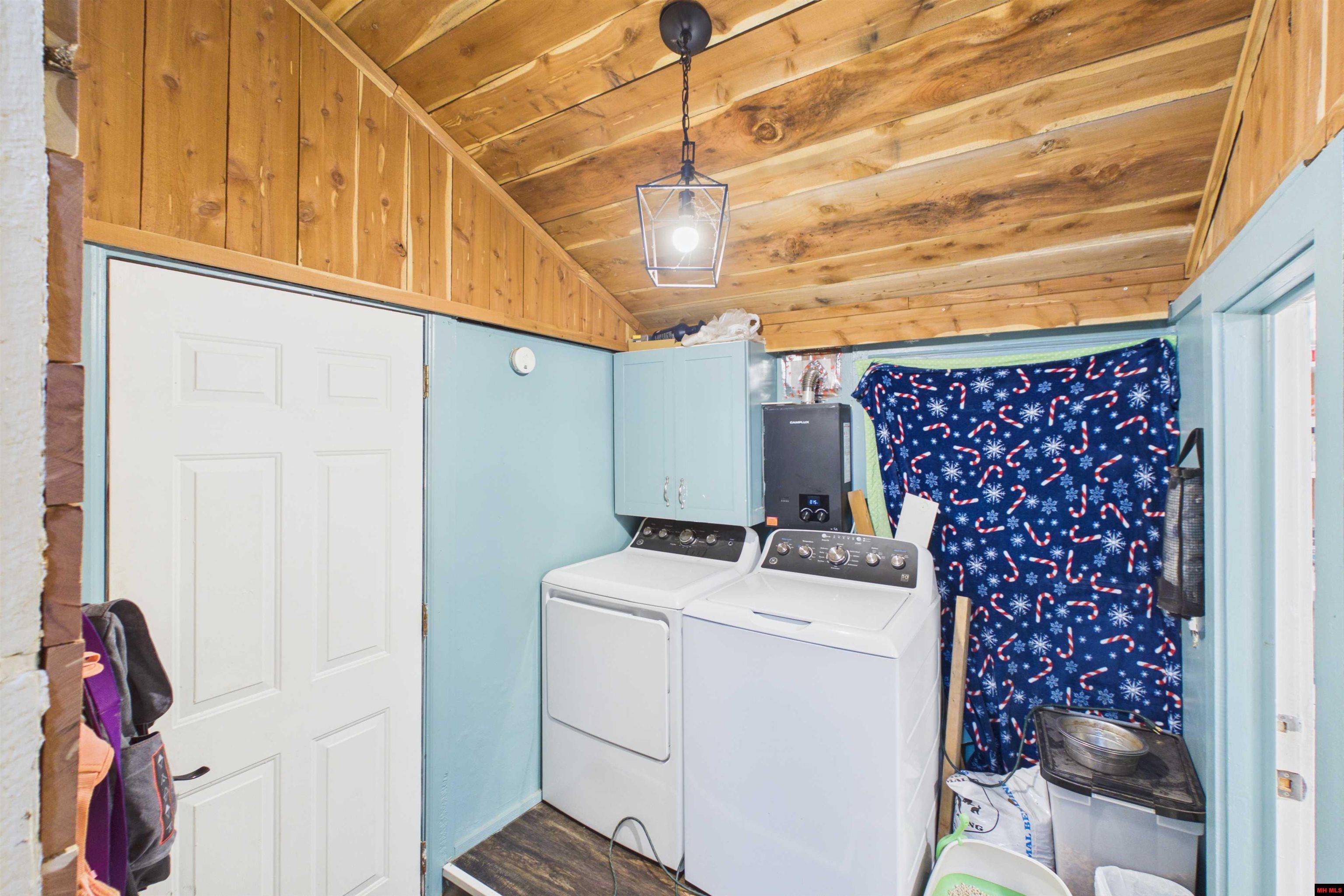 405 SOUTH STREET Flippin, AR