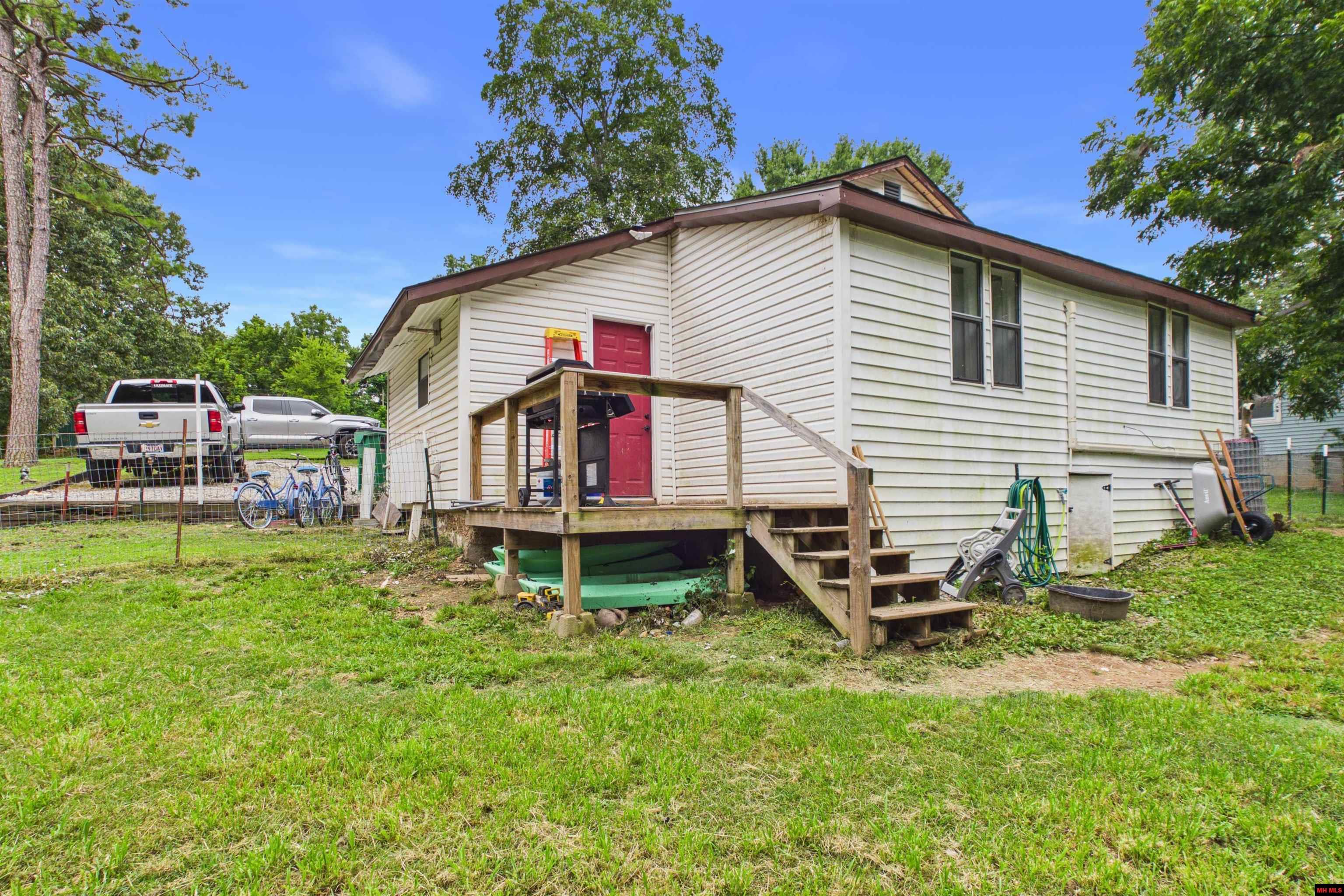 405 SOUTH STREET Flippin, AR