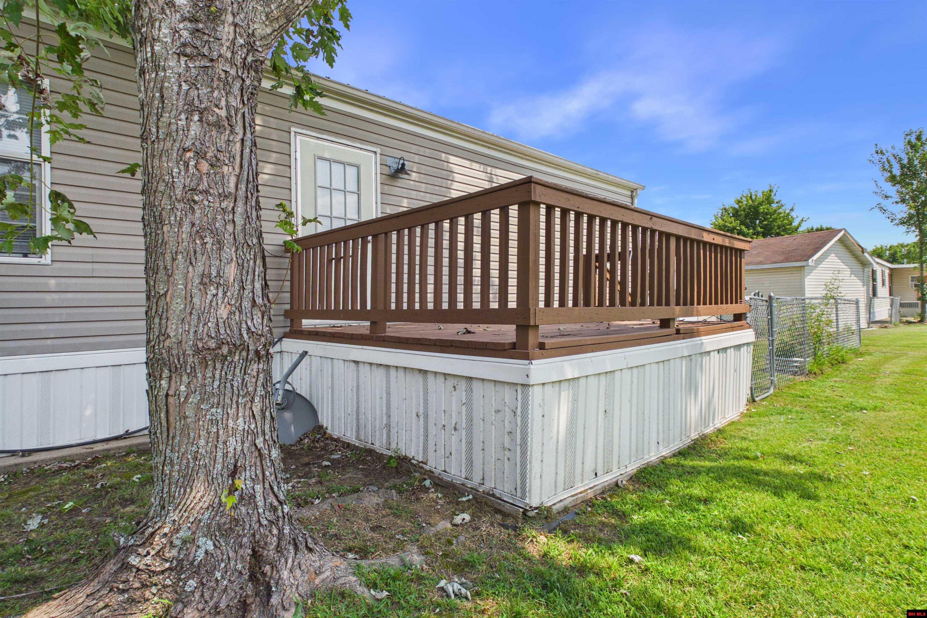 39 ROLLING MEADOWS COURT Mountain Home, AR