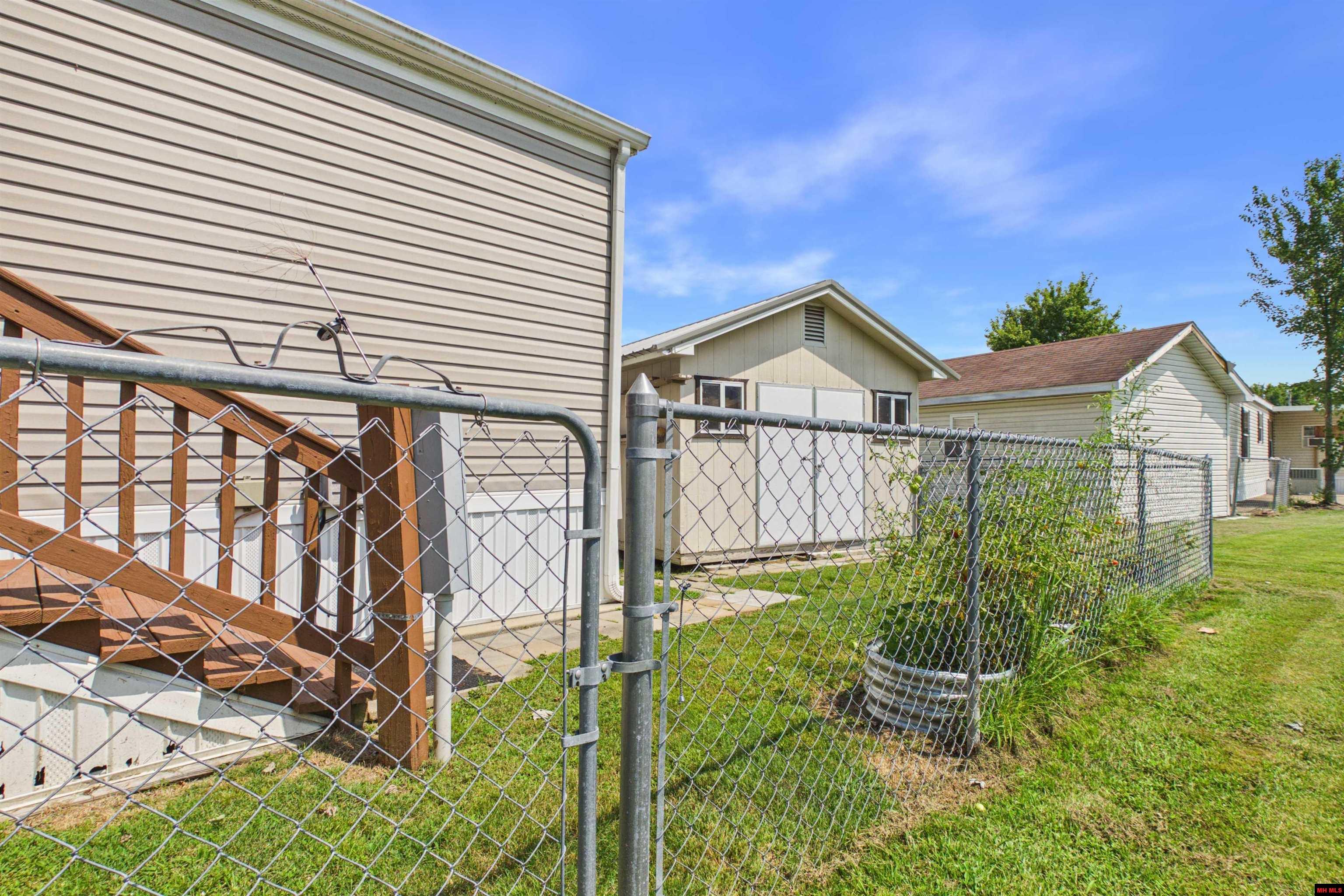 39 ROLLING MEADOWS COURT Mountain Home, AR