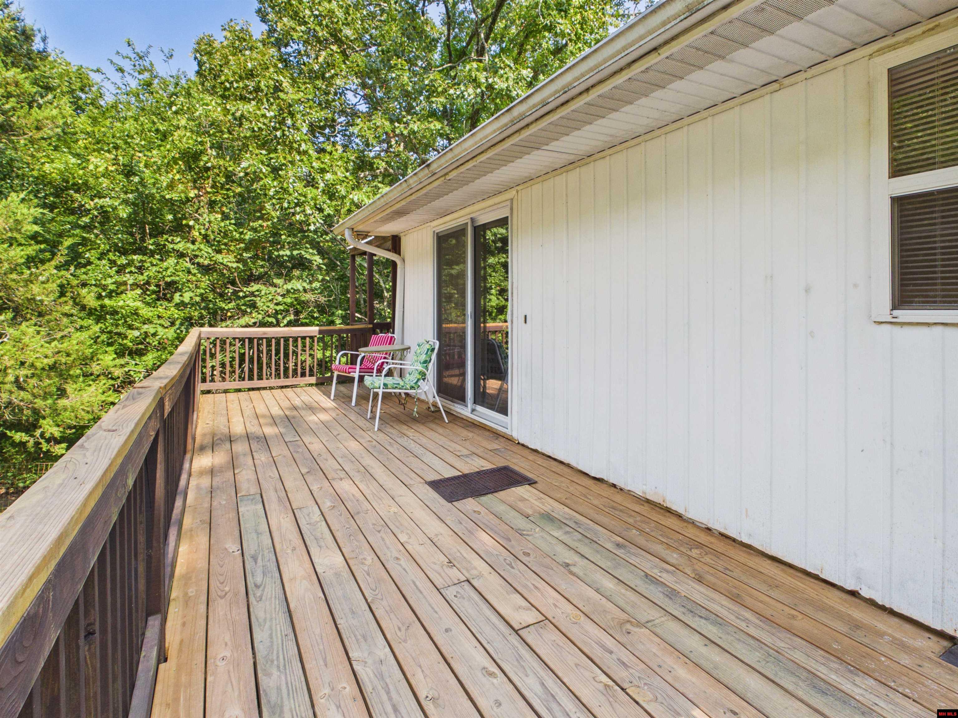 911 SETTLER POINT Horseshoe Bend, AR