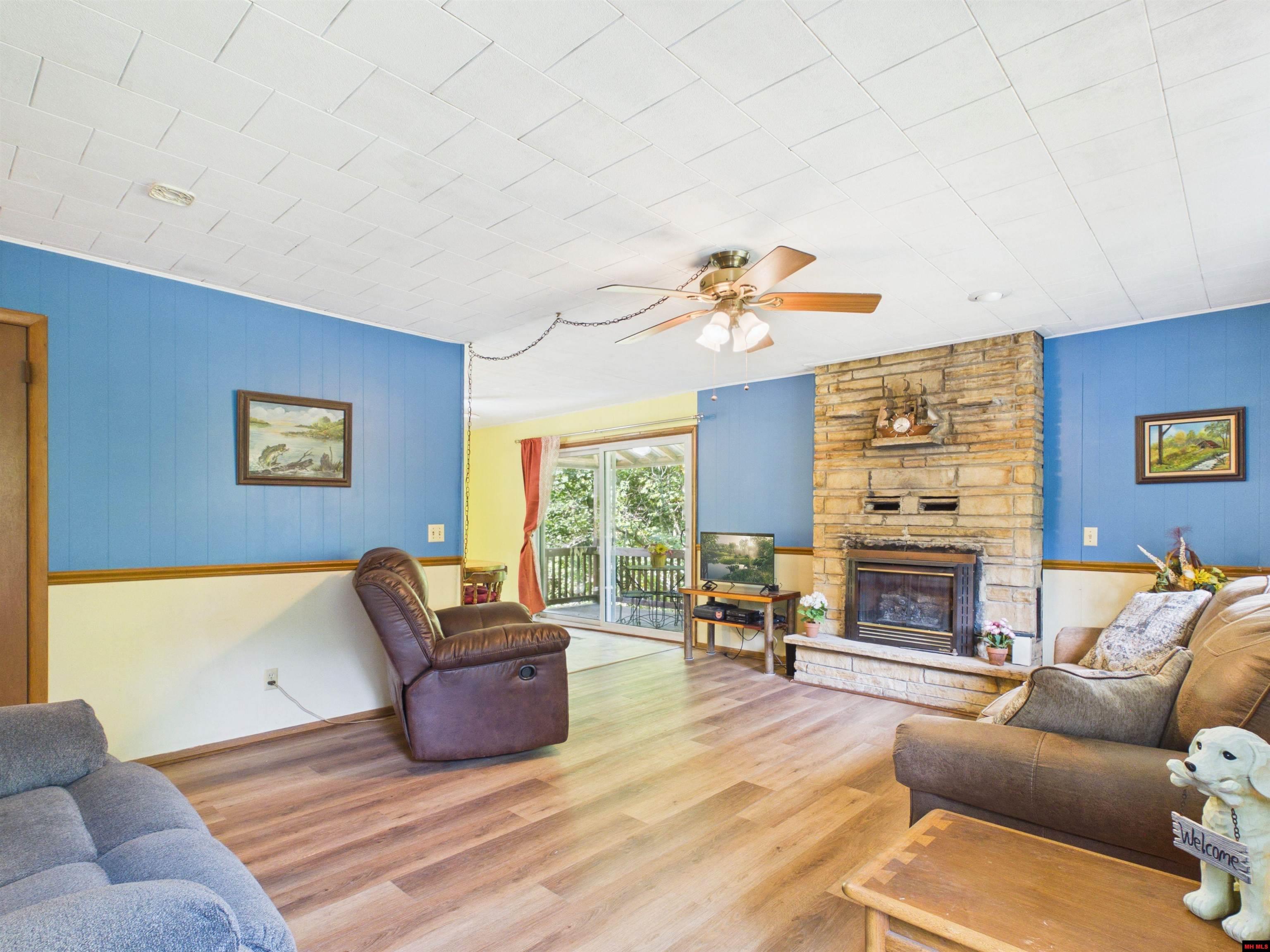 911 SETTLER POINT Horseshoe Bend, AR