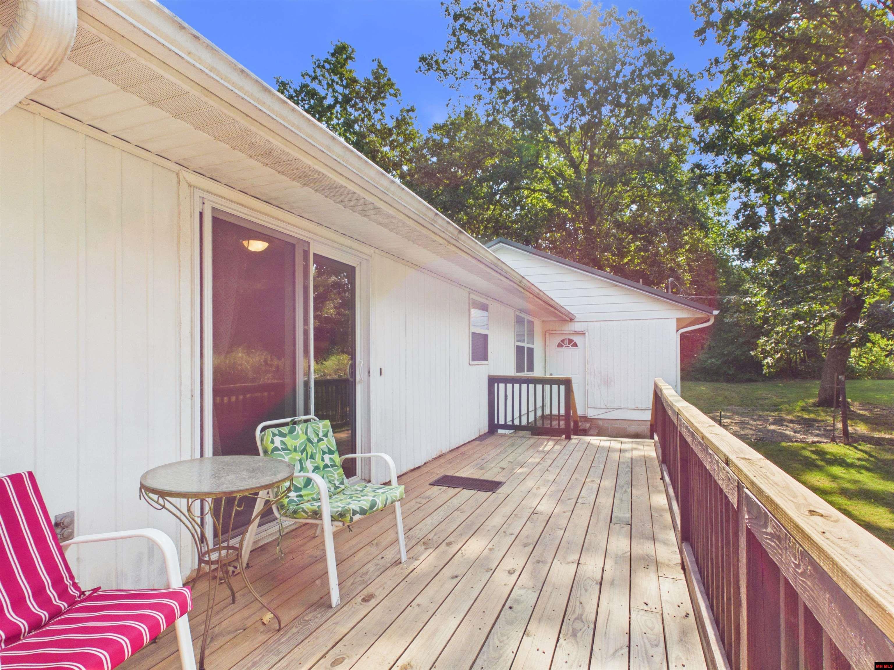911 SETTLER POINT Horseshoe Bend, AR