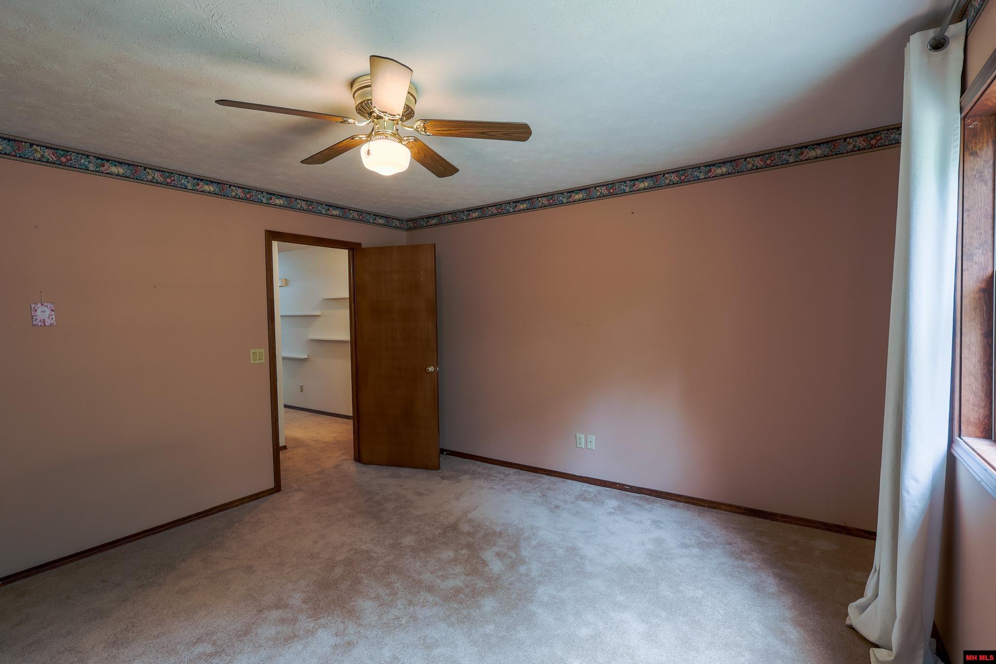 380 PLAINS DRIVE Mountain Home, AR