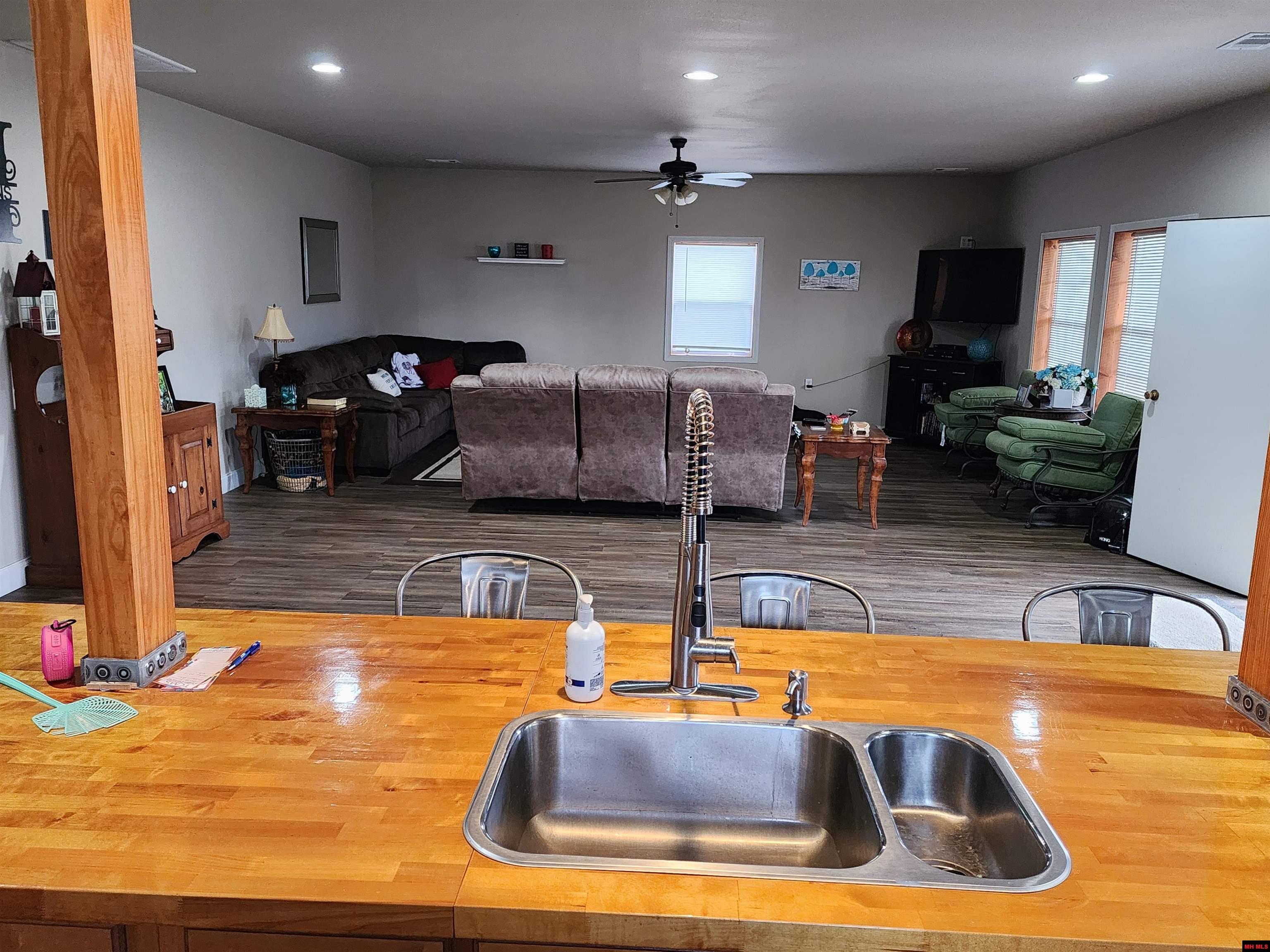 333 Manor Drive