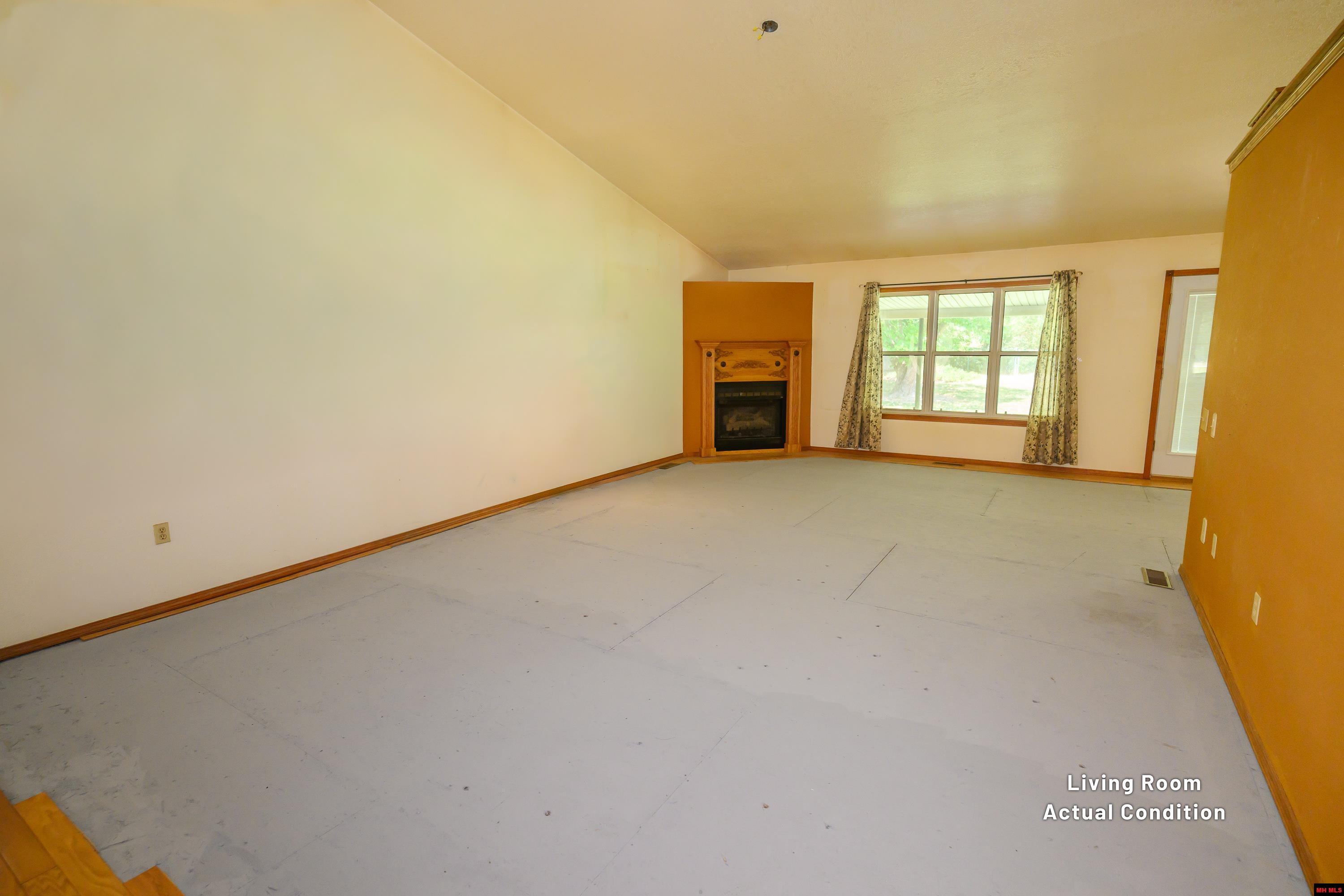 58 WOODSONG TERRACE Mountain Home, AR