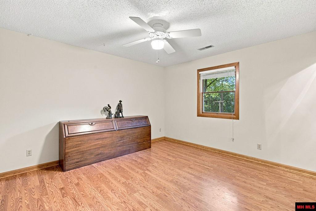 757 CR 57 Mountain Home, AR