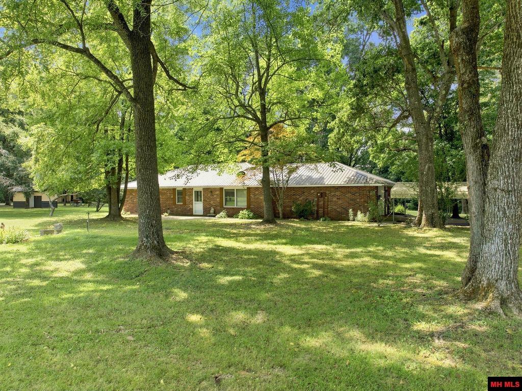 757 CR 57 Mountain Home, AR