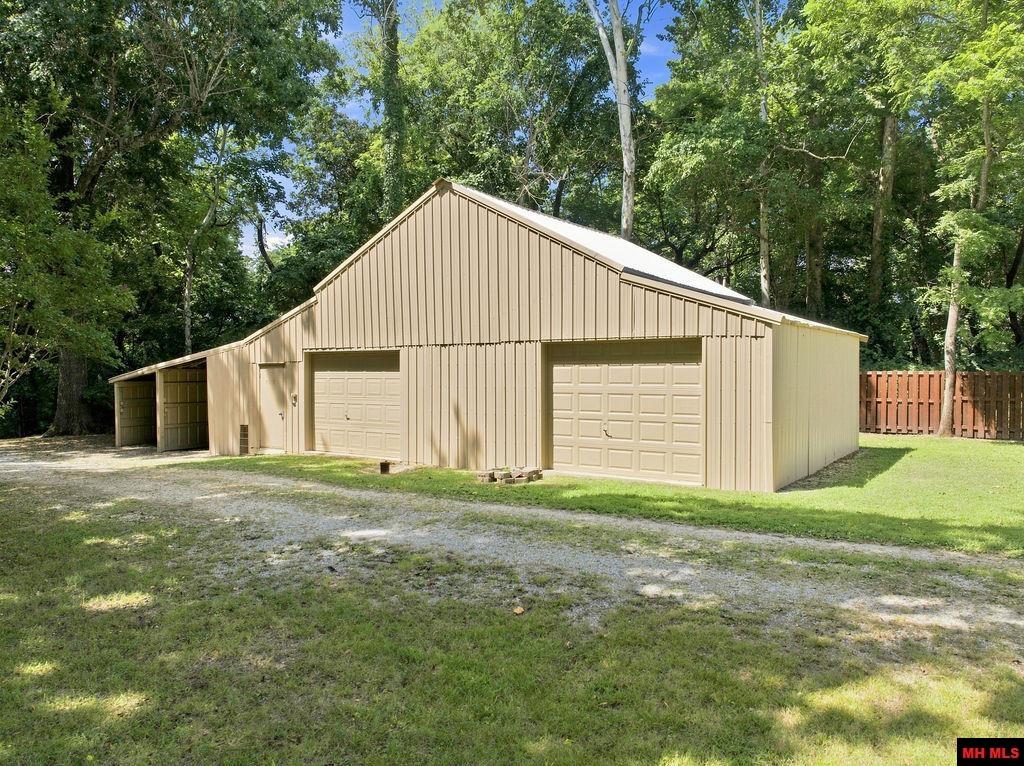 757 CR 57 Mountain Home, AR
