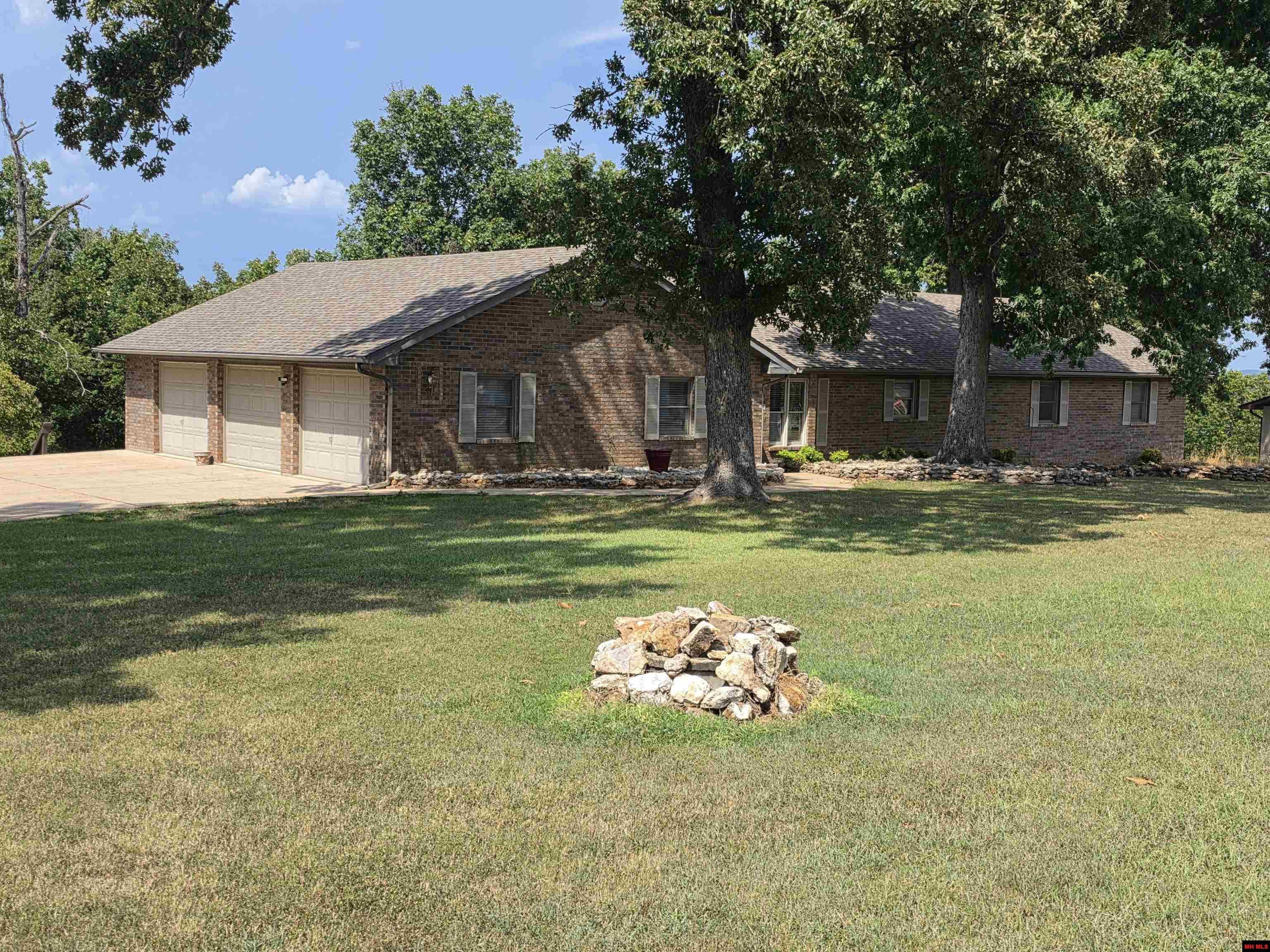 334 FORREST HILLS DRIVE Mountain Home, AR