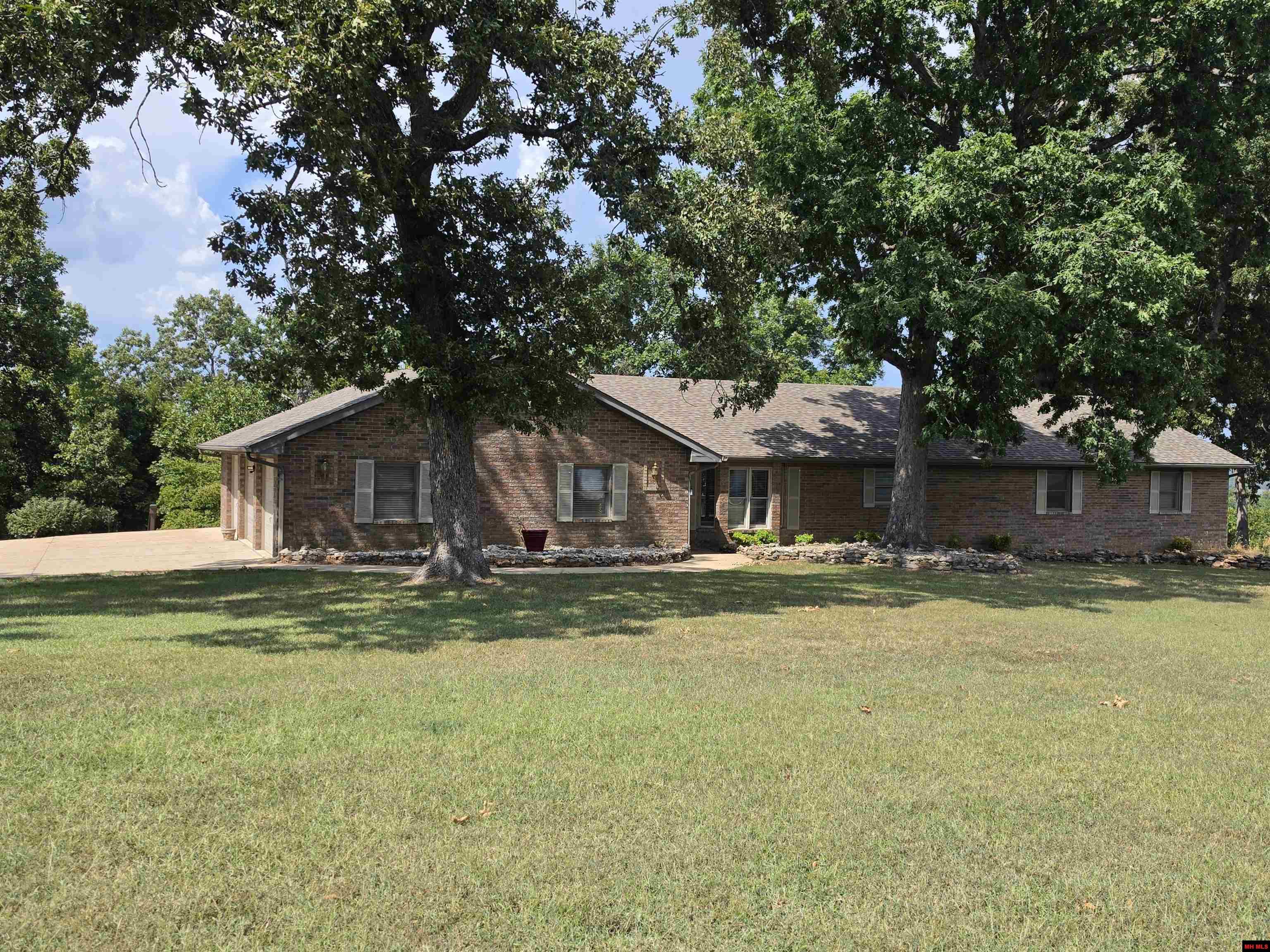 334 FORREST HILLS DRIVE Mountain Home, AR