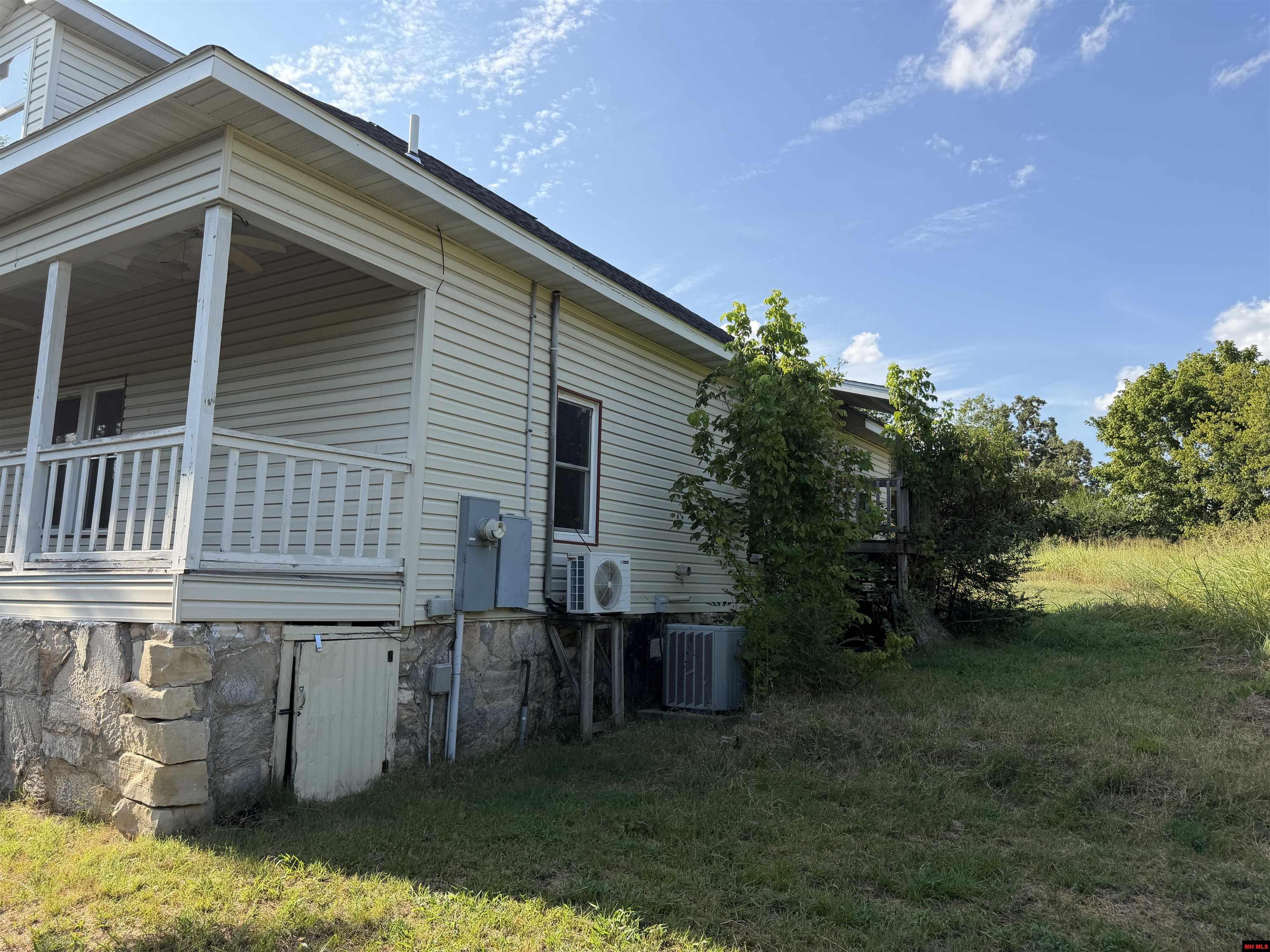 15 1ST STREET Norfork, AR