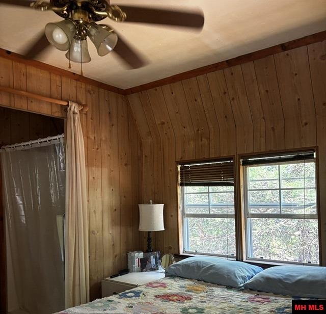 1141 MC 8083 Yellville, AR