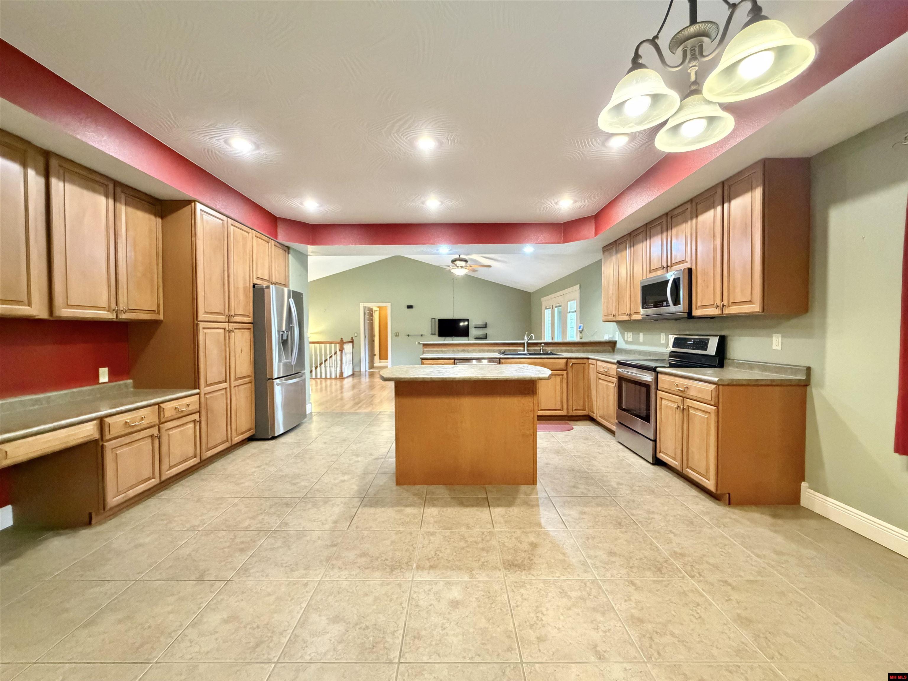 830 Windancer Circle