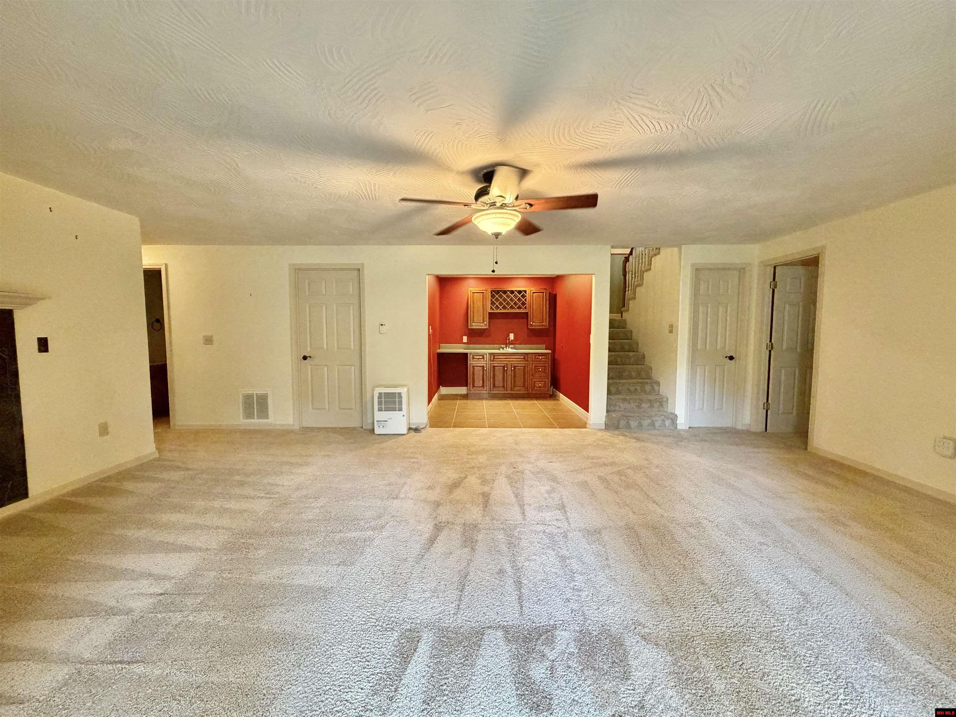 830 Windancer Circle