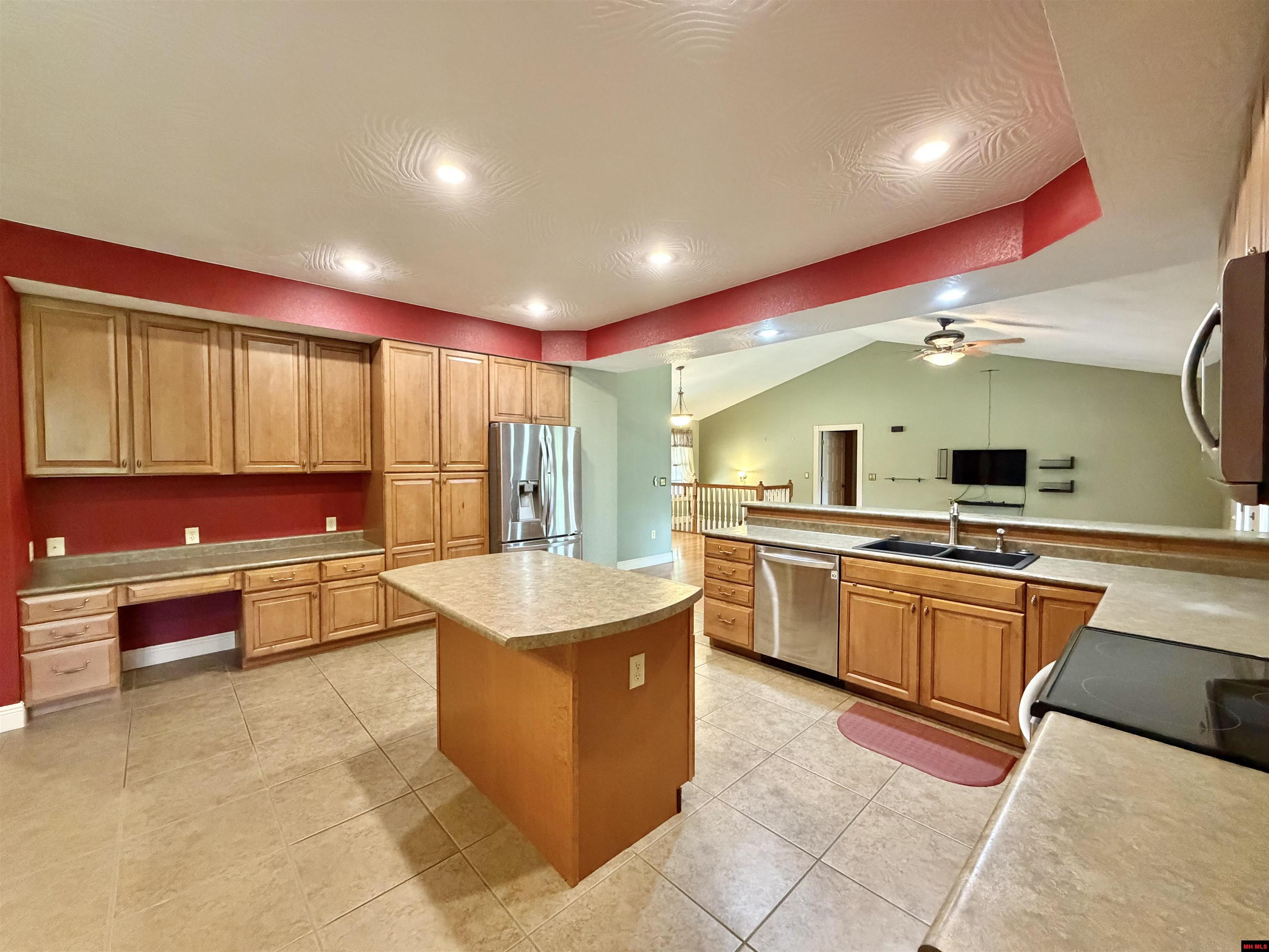 830 Windancer Circle