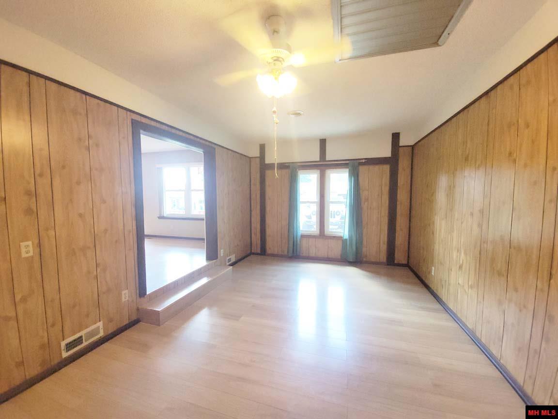 608 MONTGOMERY AVENUE Mountain Home, AR
