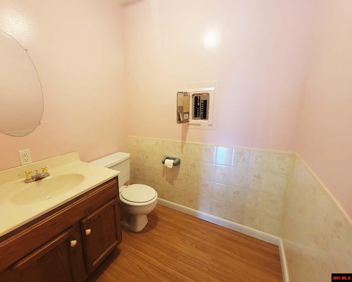 608 MONTGOMERY AVENUE Mountain Home, AR