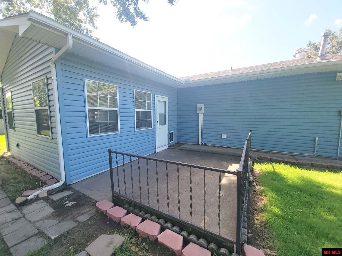 608 MONTGOMERY AVENUE Mountain Home, AR