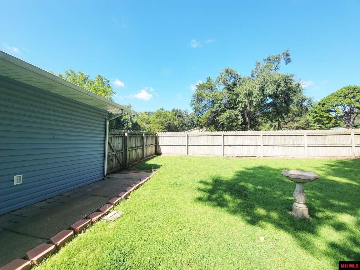 608 MONTGOMERY AVENUE Mountain Home, AR