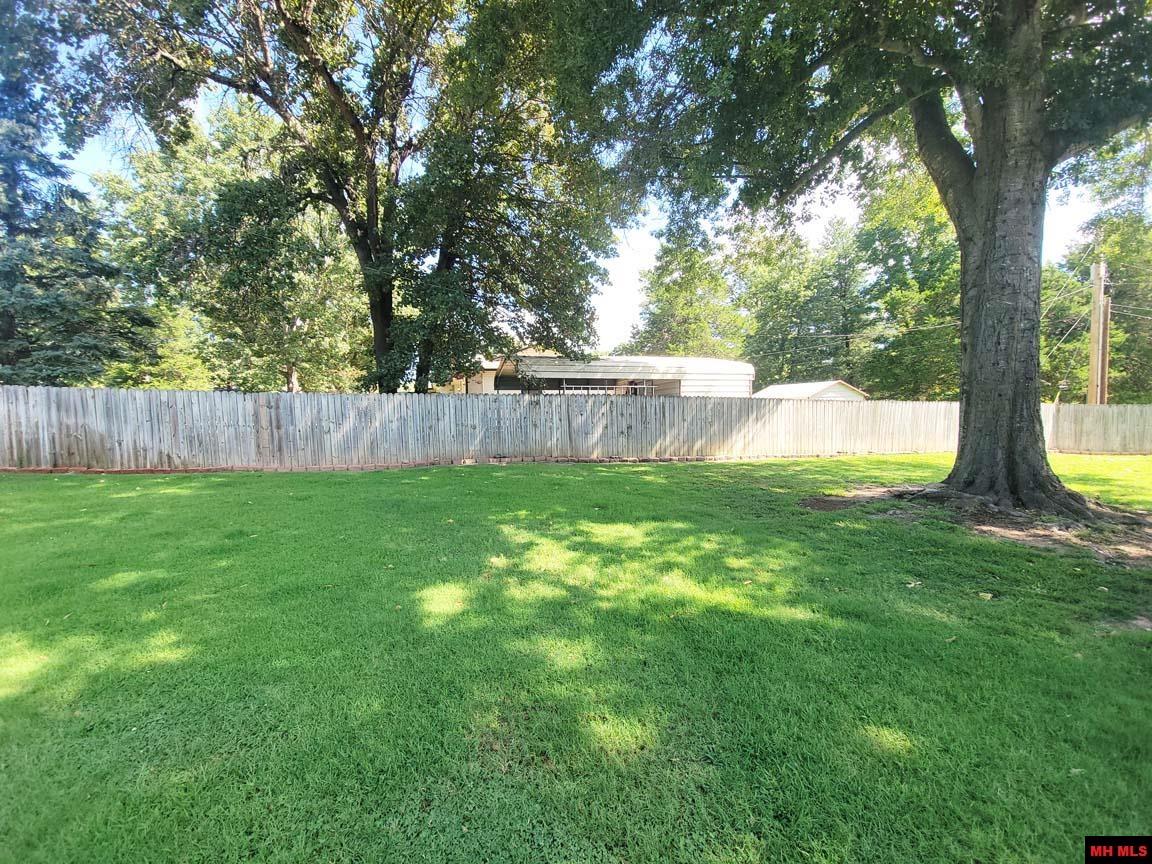 608 MONTGOMERY AVENUE Mountain Home, AR