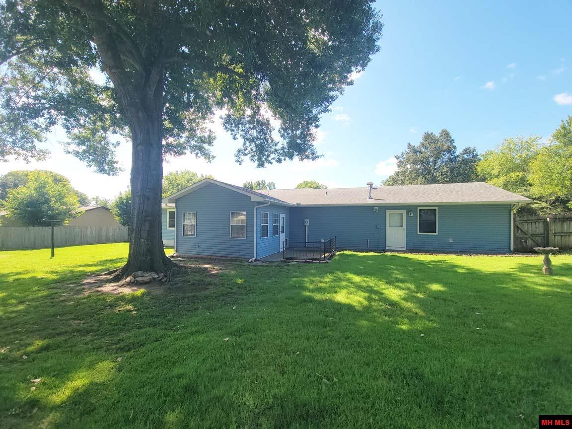 608 MONTGOMERY AVENUE Mountain Home, AR