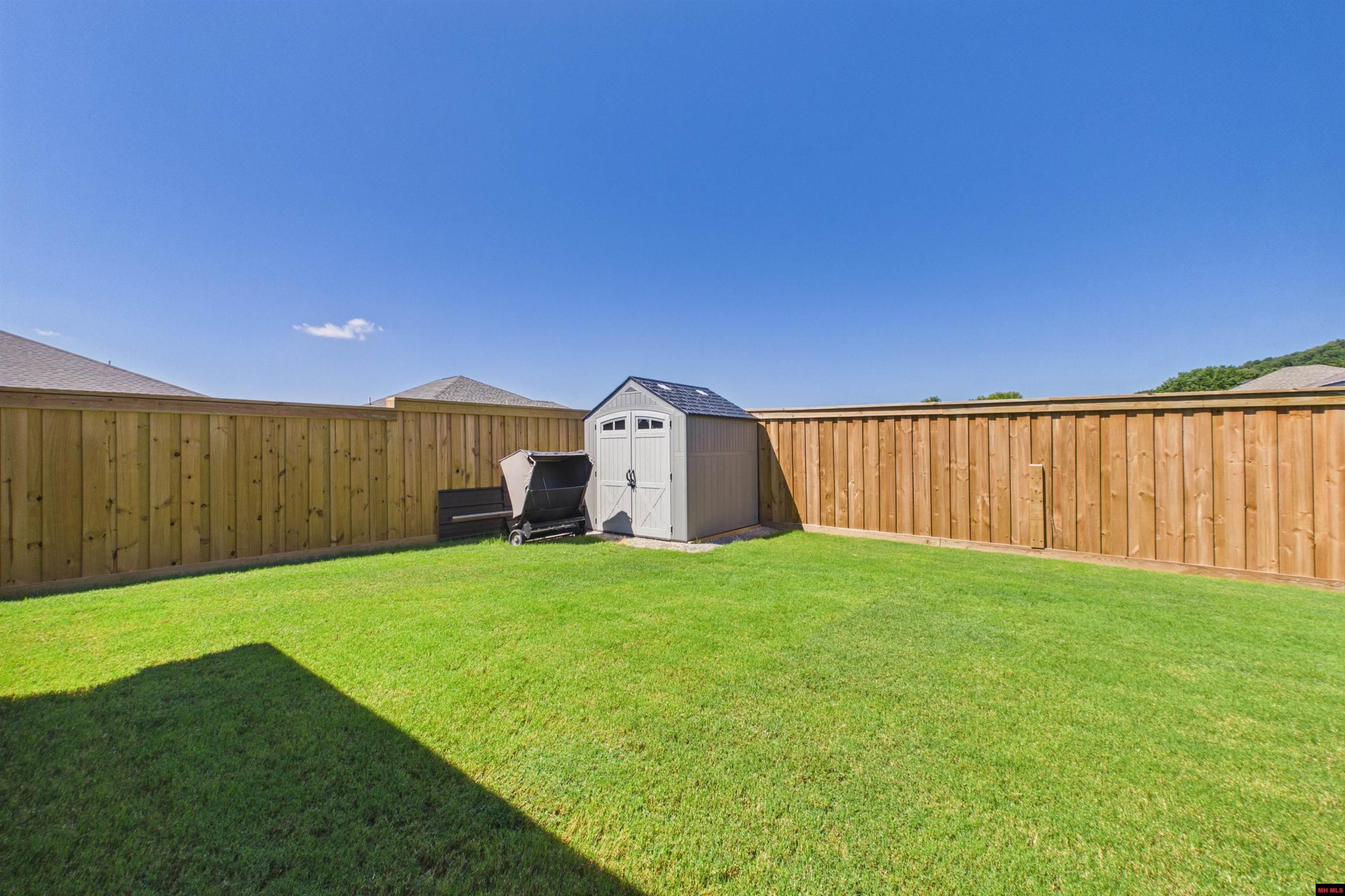 1404 Hobbs Court