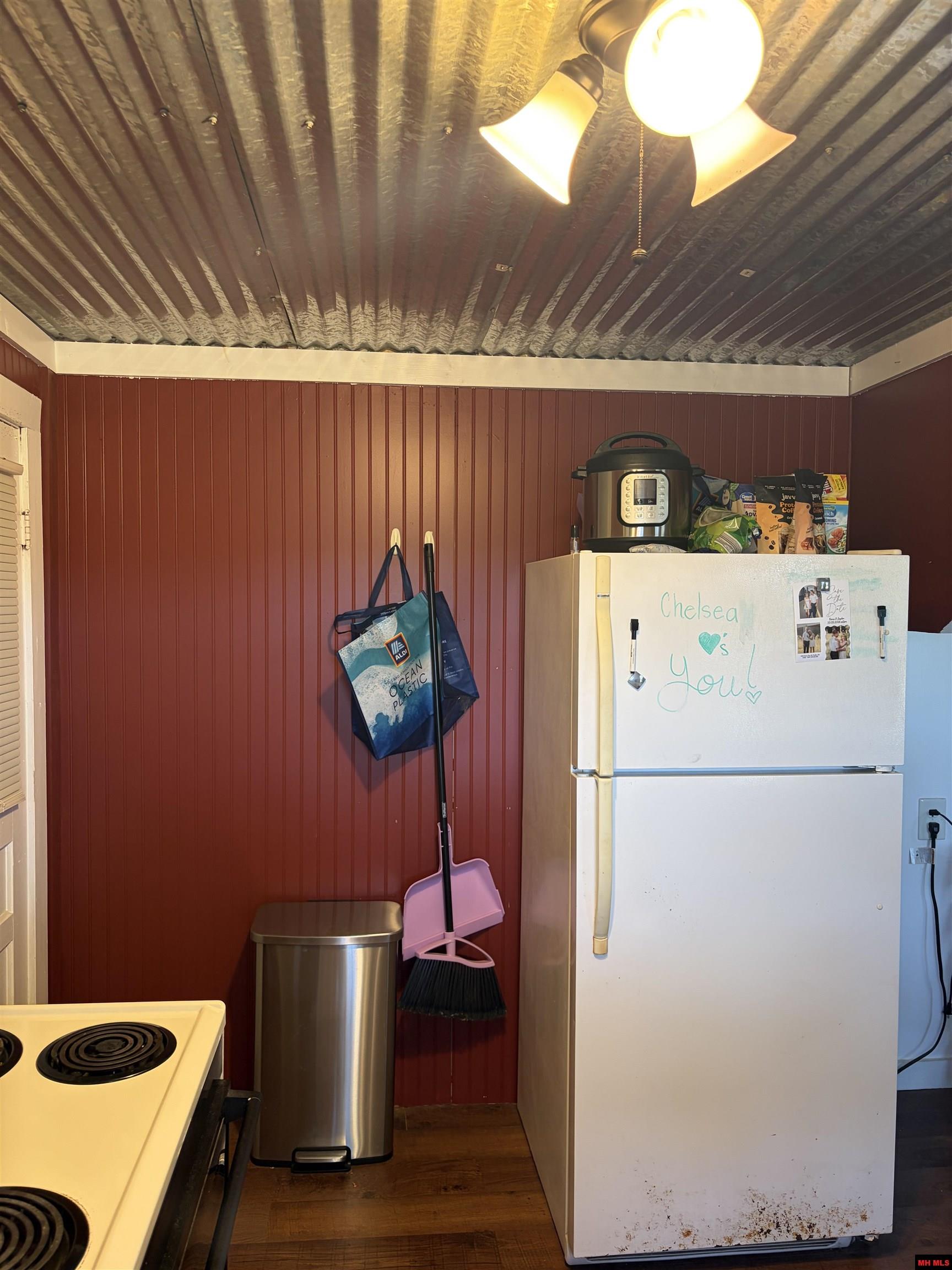 8951 MOUNT CALM ROAD Gepp, AR