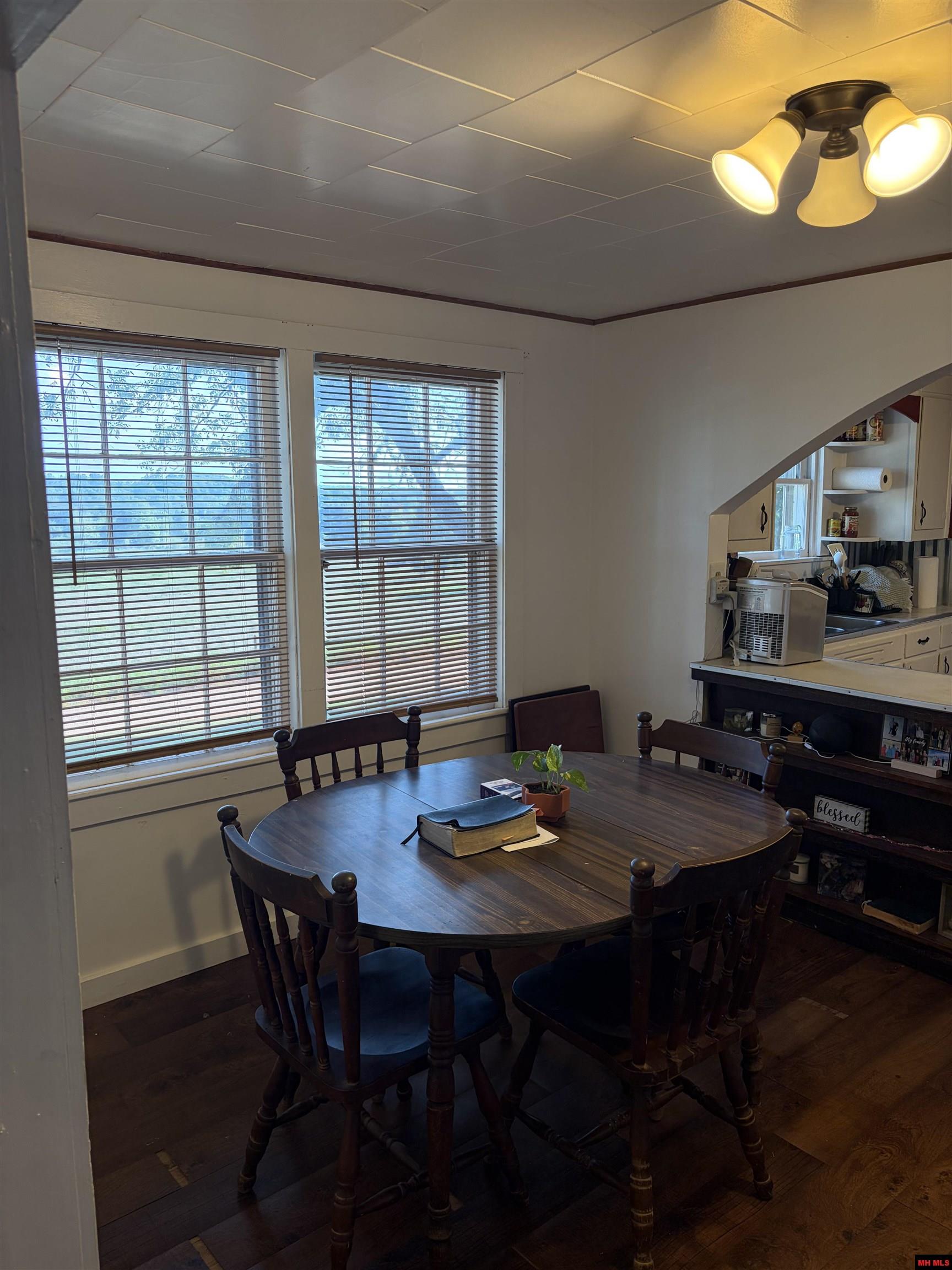 8951 MOUNT CALM ROAD Gepp, AR