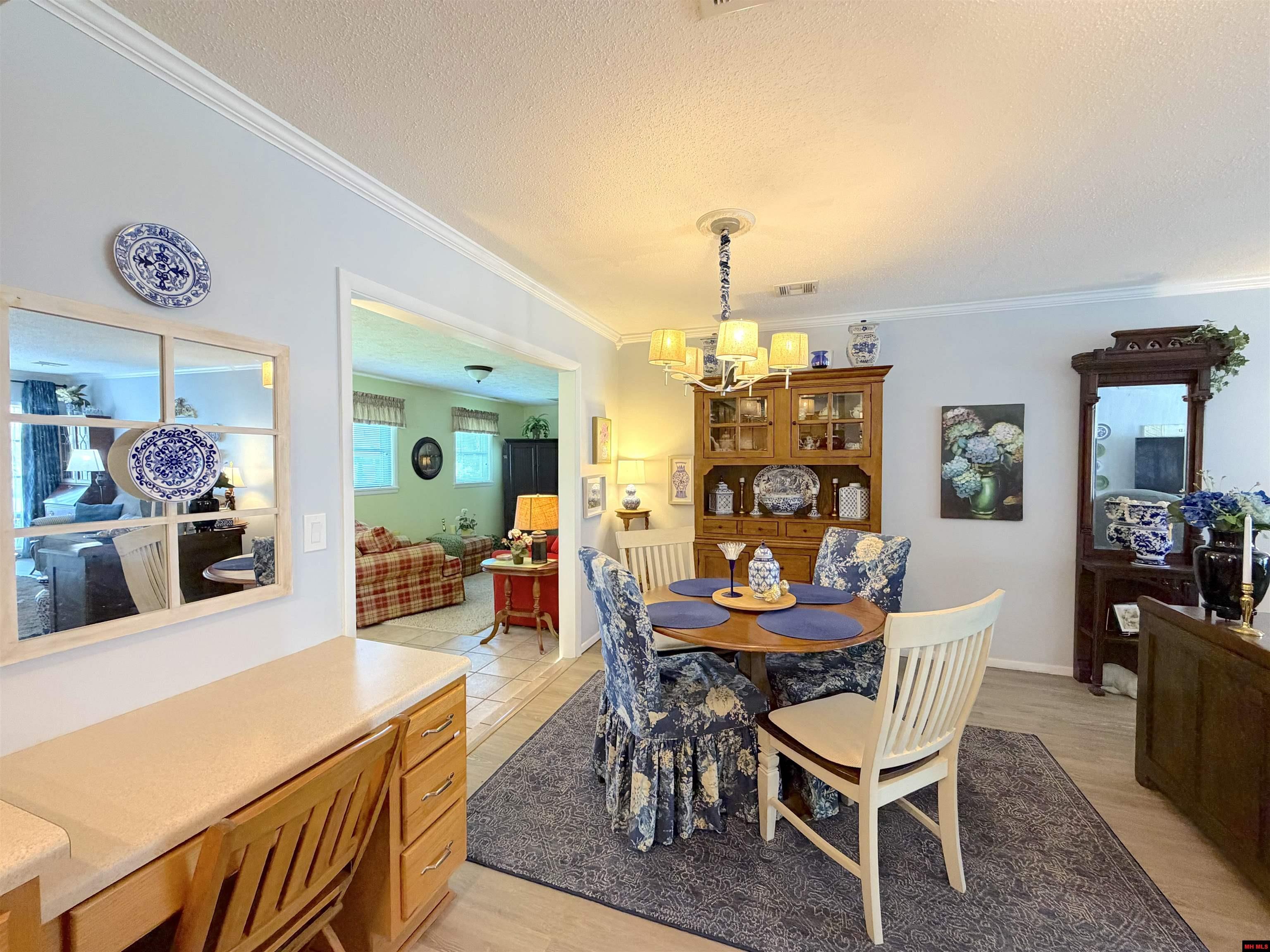 1303 MEADOWBROOK DRIVE Mountain Home, AR