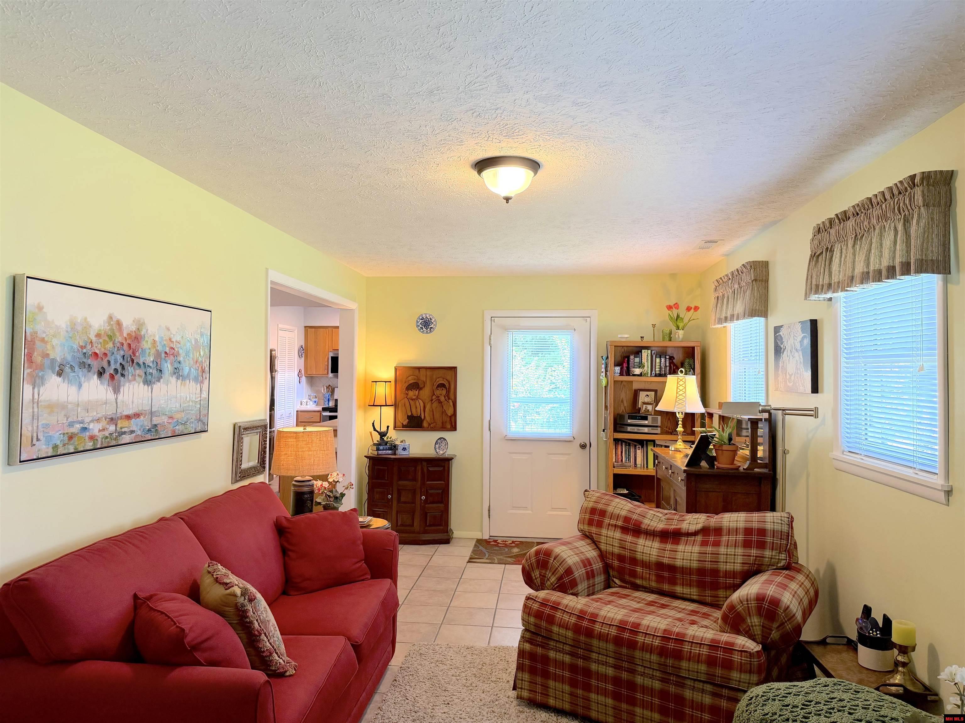 1303 MEADOWBROOK DRIVE Mountain Home, AR