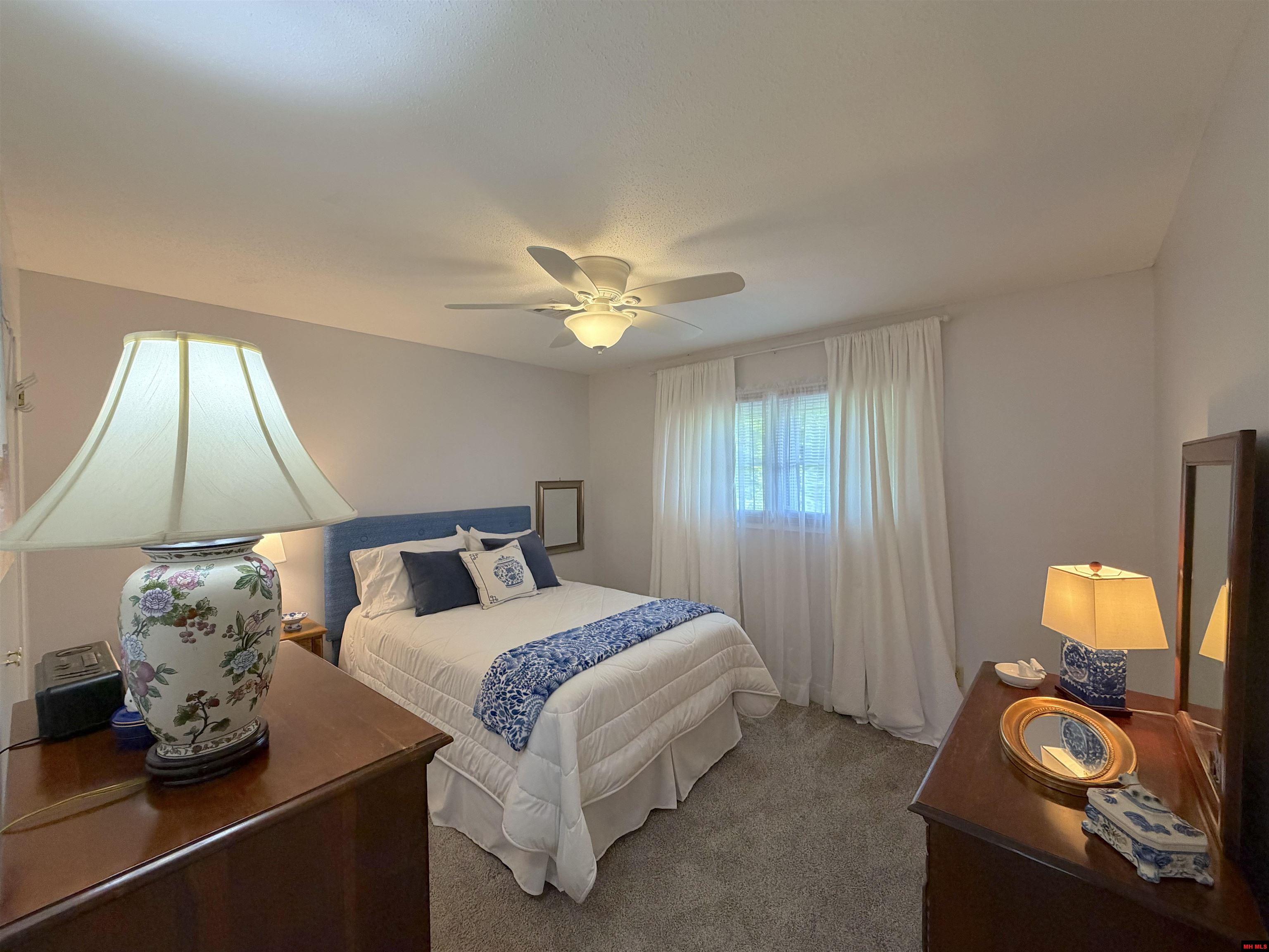 1303 MEADOWBROOK DRIVE Mountain Home, AR