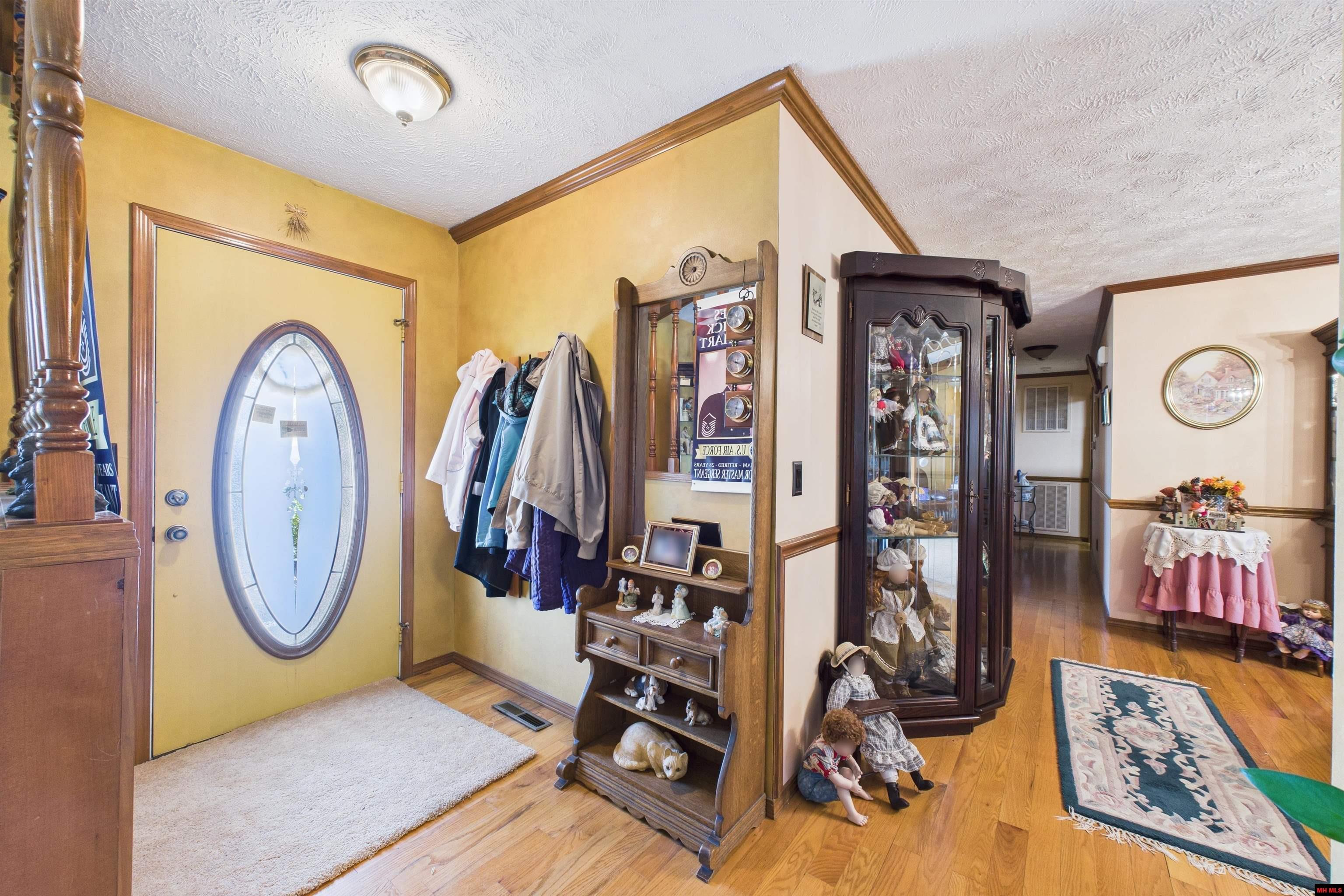 173 White River Drive