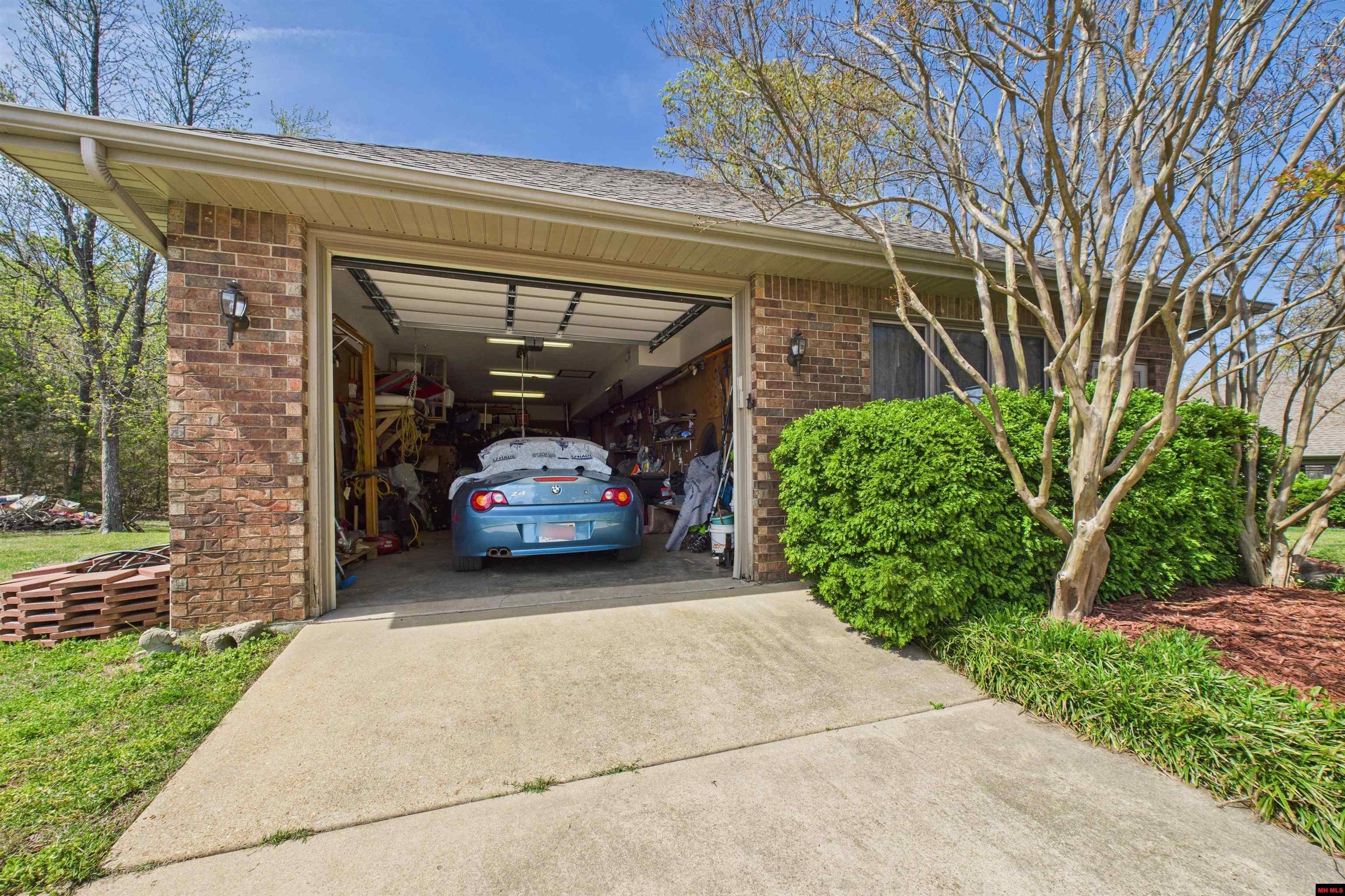 173 White River Drive