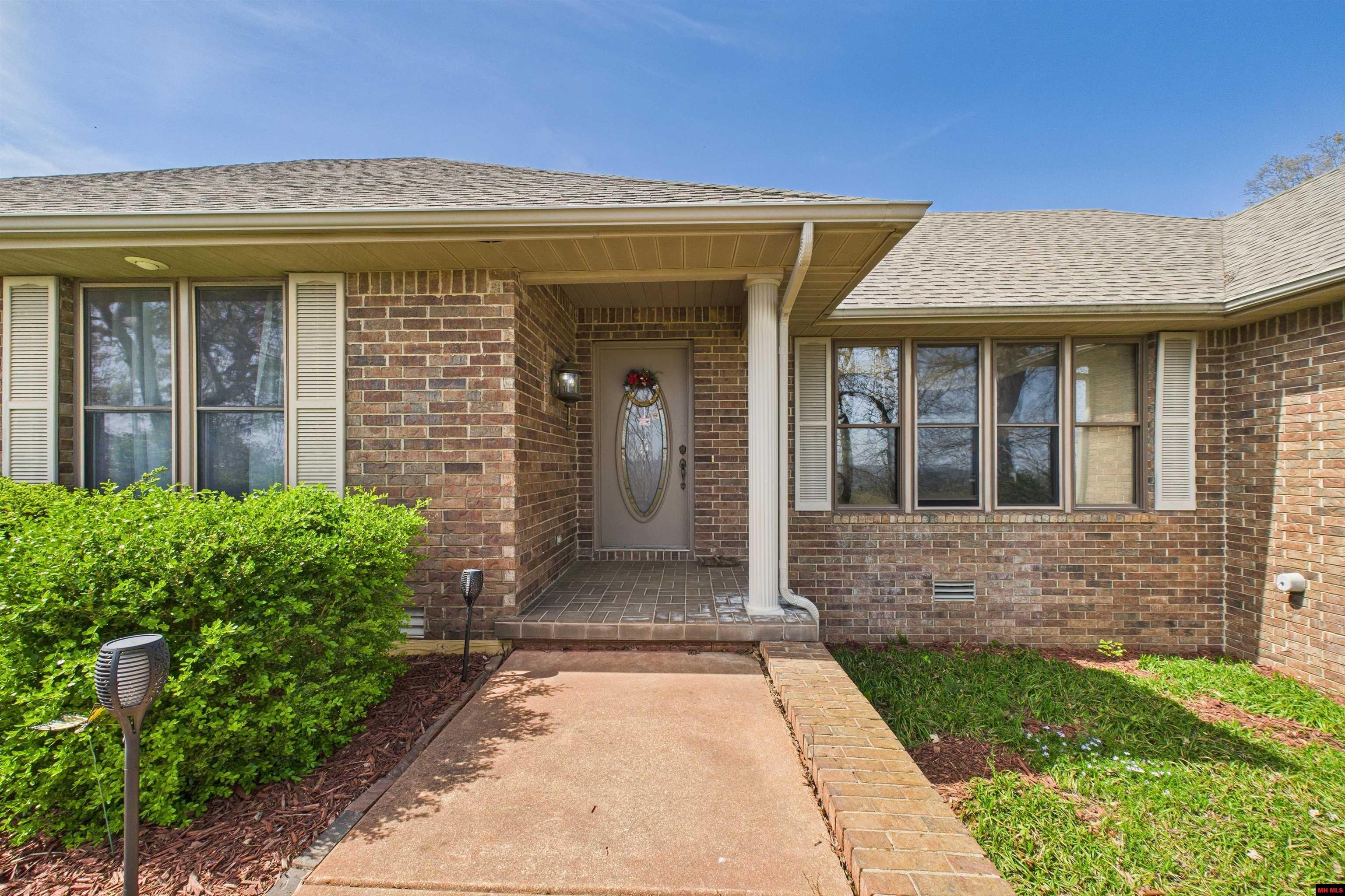 173 White River Drive