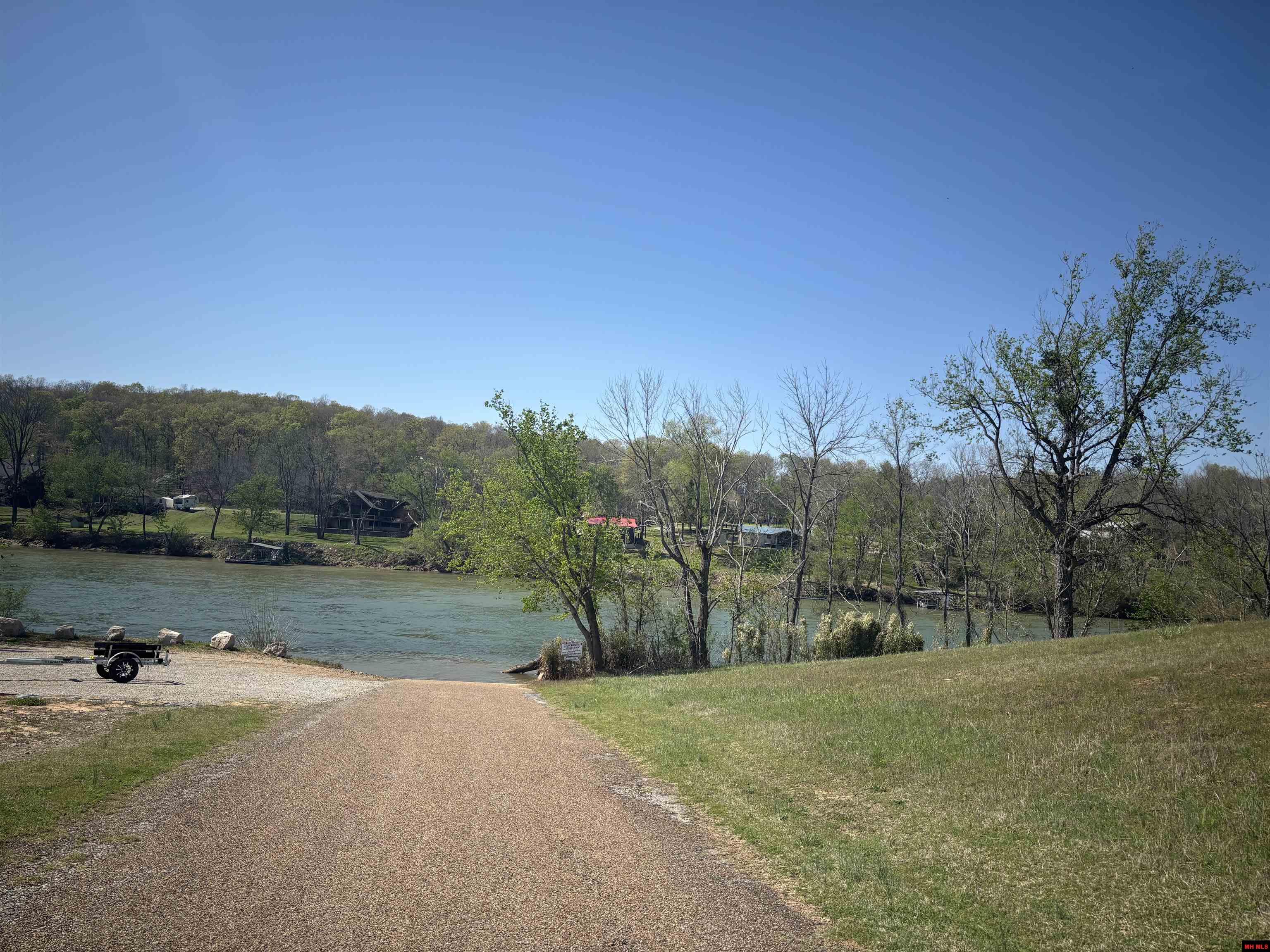 173 White River Drive