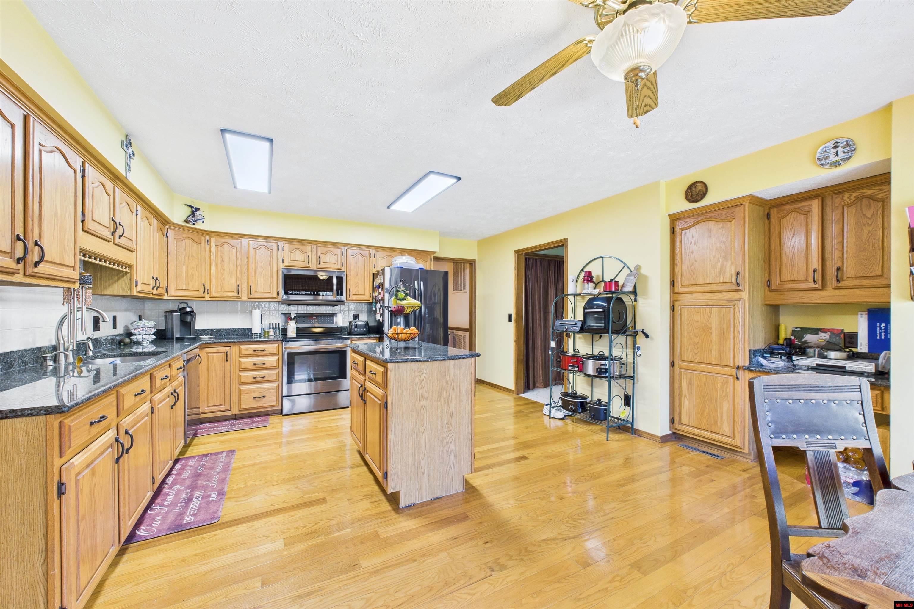 173 White River Drive
