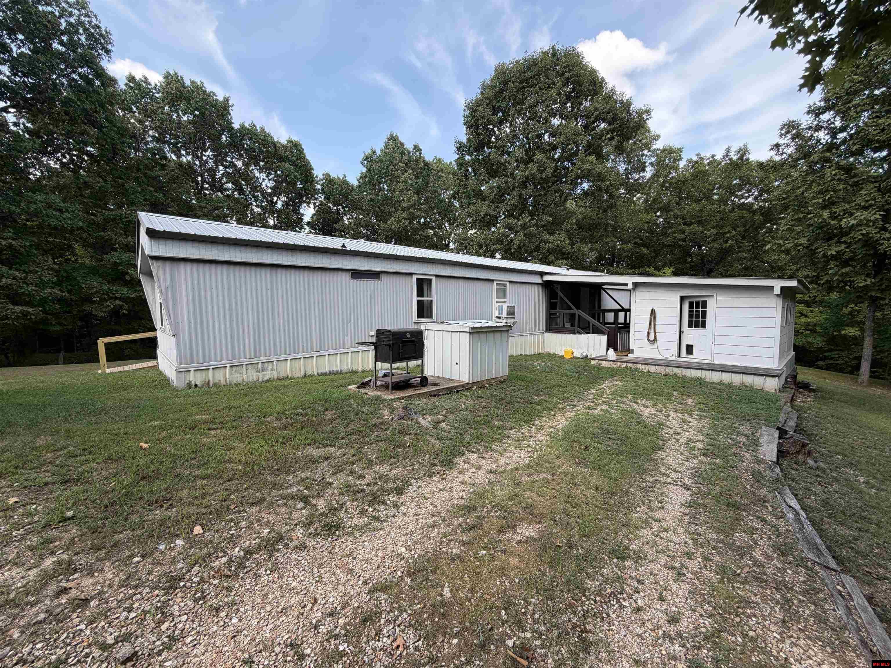 72 BERKSHIRE LANE Gainesville, AR