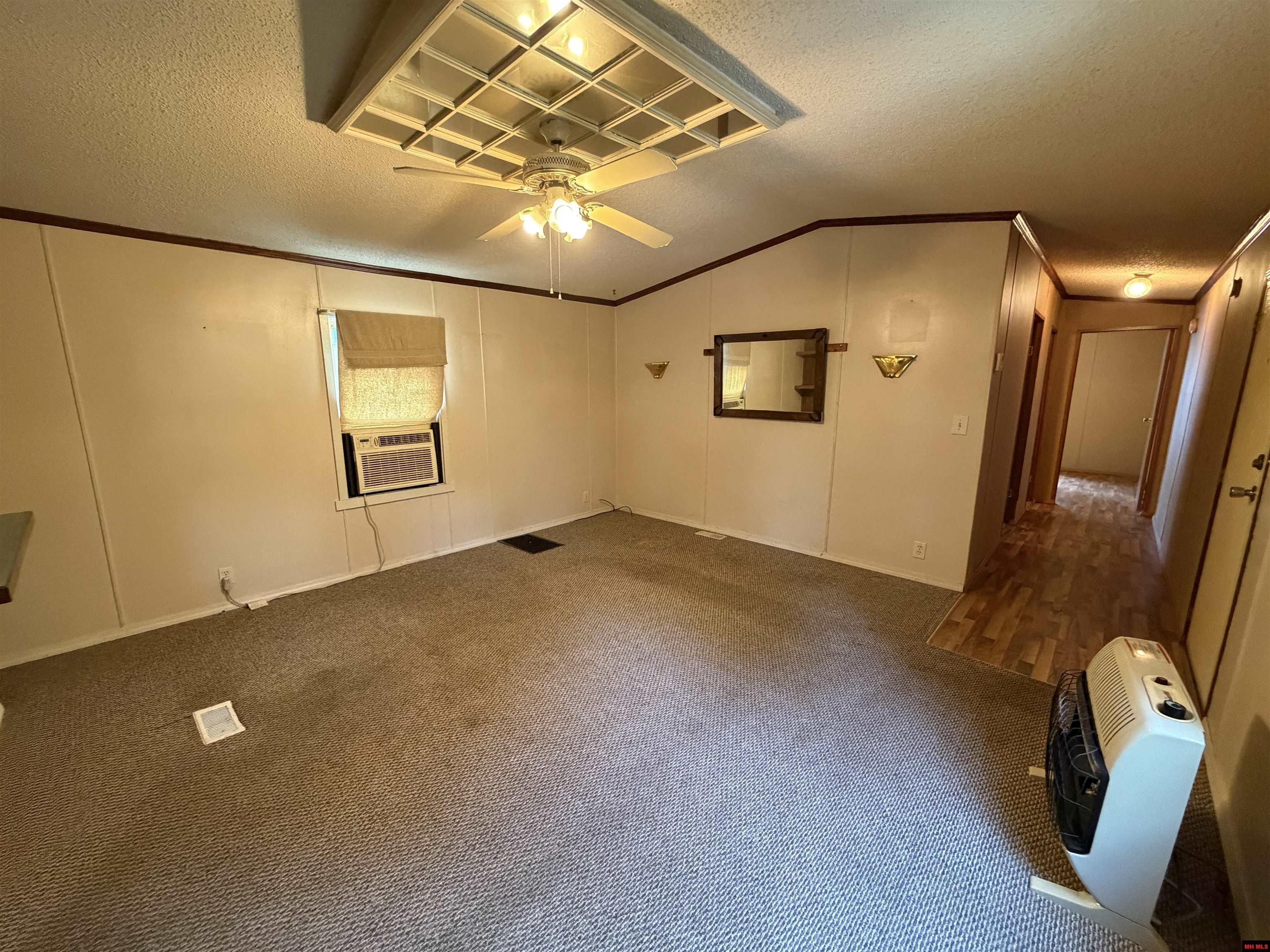 72 BERKSHIRE LANE Gainesville, AR