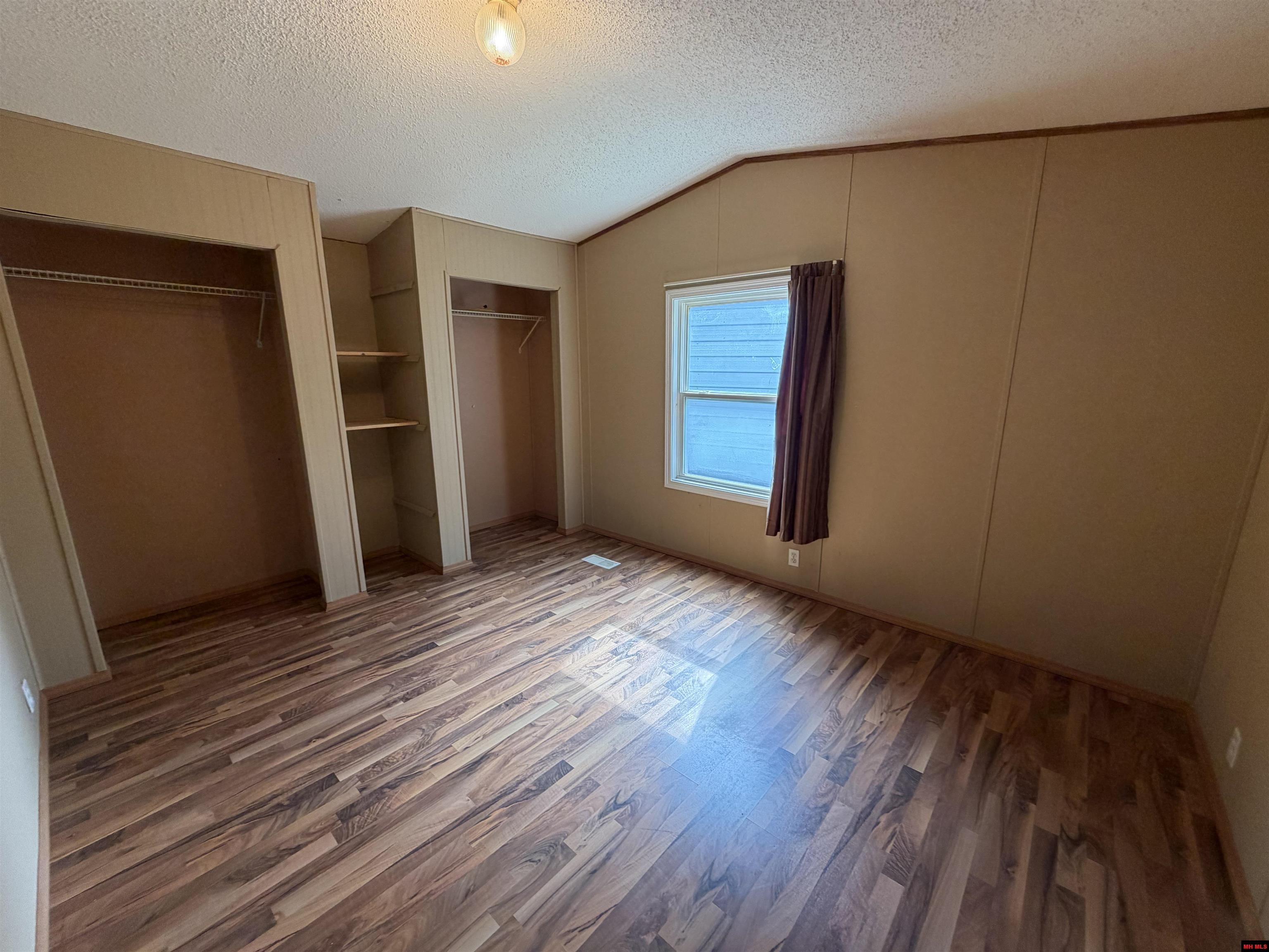 72 BERKSHIRE LANE Gainesville, AR